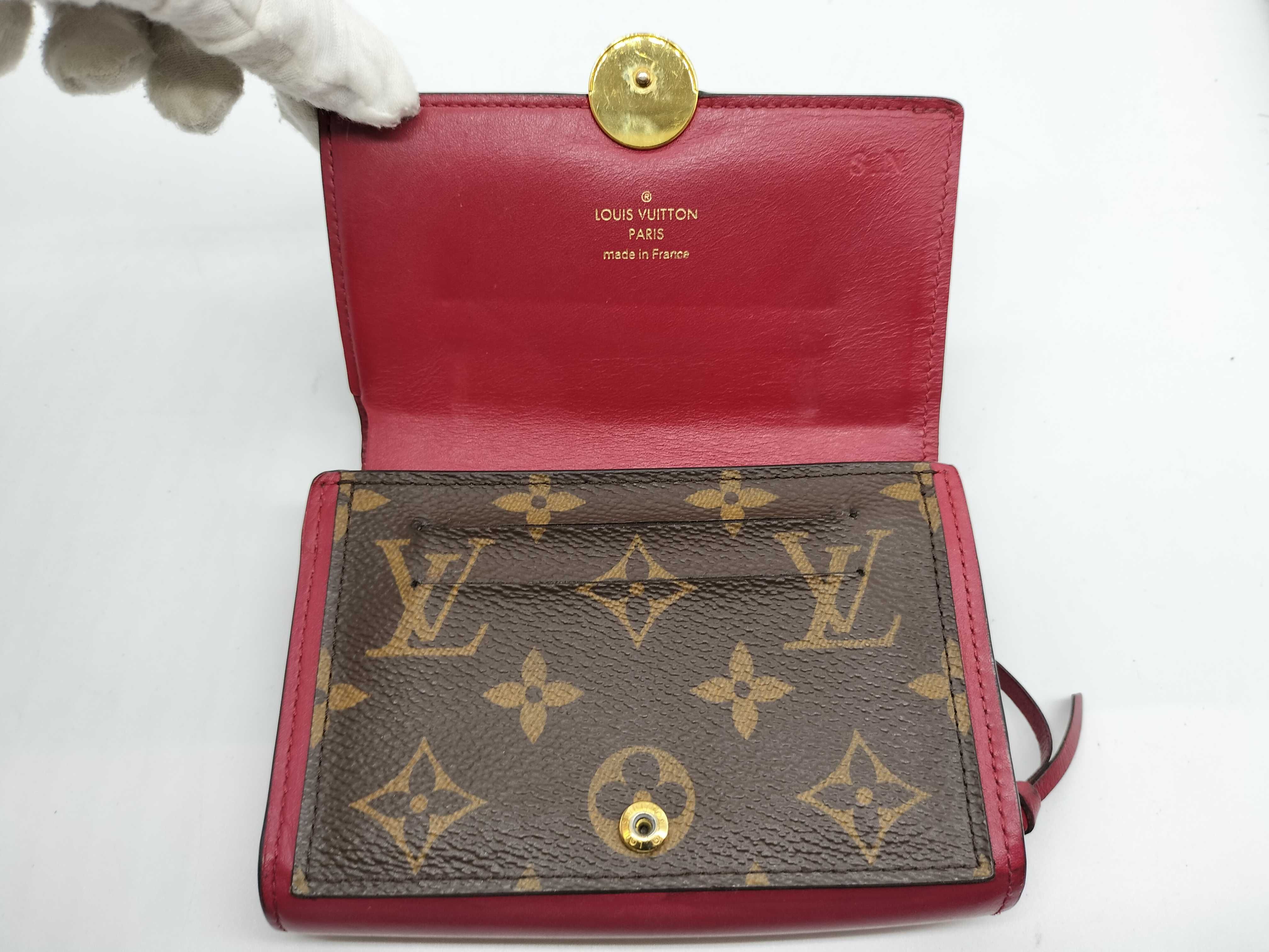 Monogram Portefeuille Flore Compact Wallet — view 7