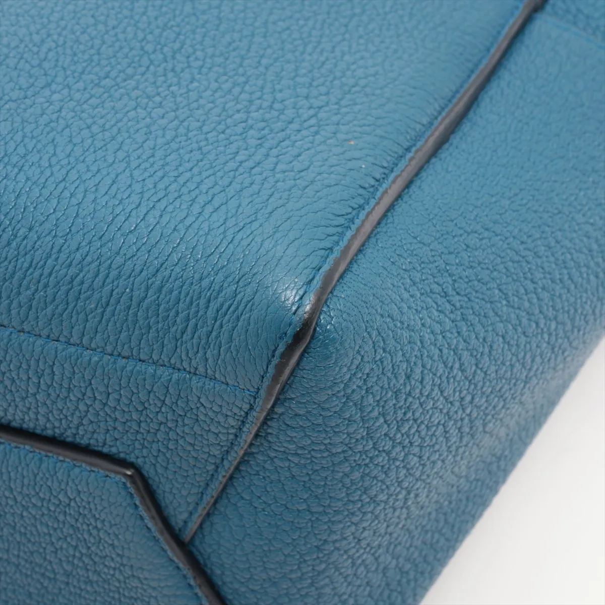 Sangle Bucket Small Leather Shoulder Bag Navy — view 13