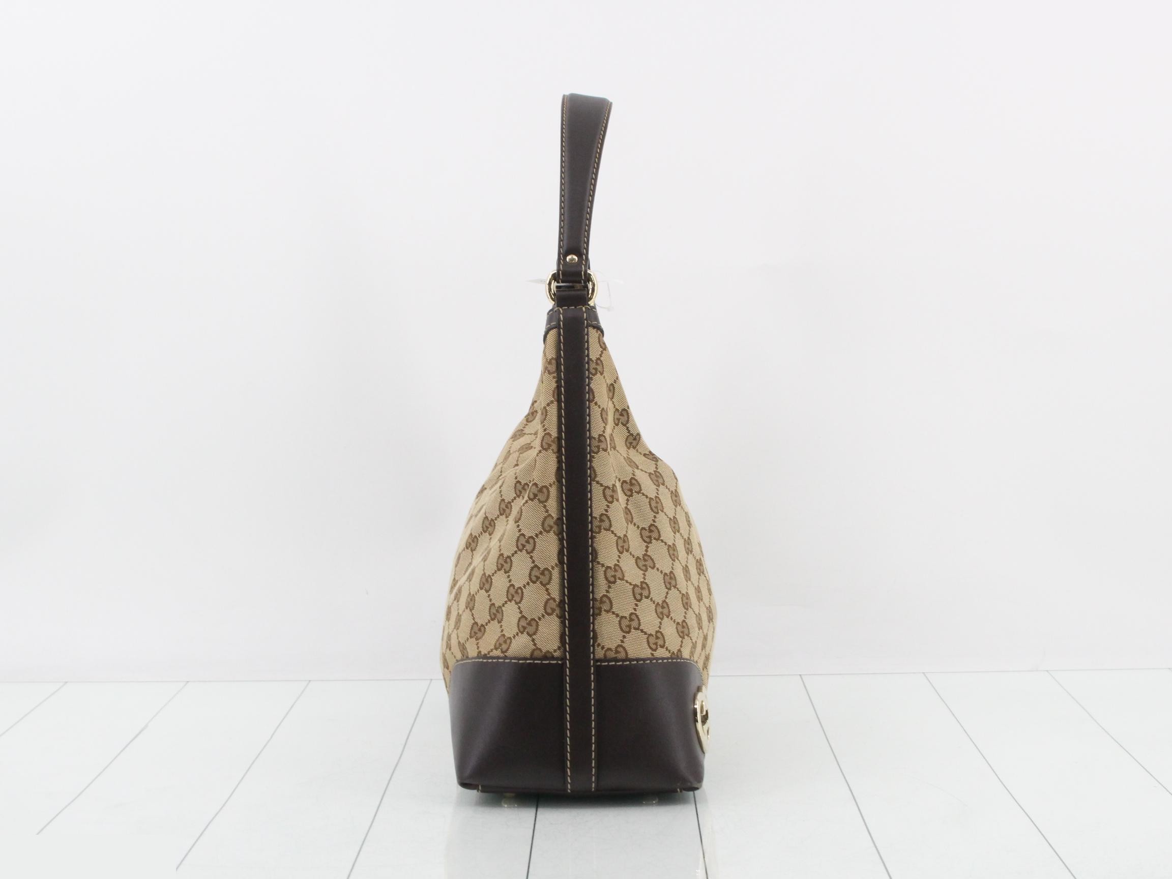 GG Canvas Shoulder Bag — view 4