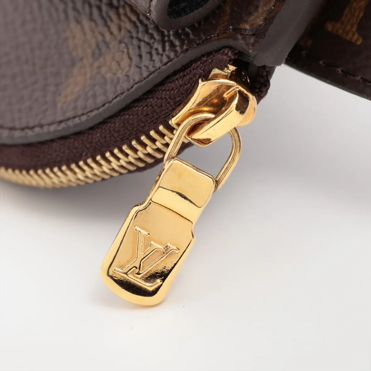 M0236Y Ceinture Daily Multi-Pocket CT1210 Waist Pouch 80 PVC x Leather Brown. Shows signs of wear, including — view 14