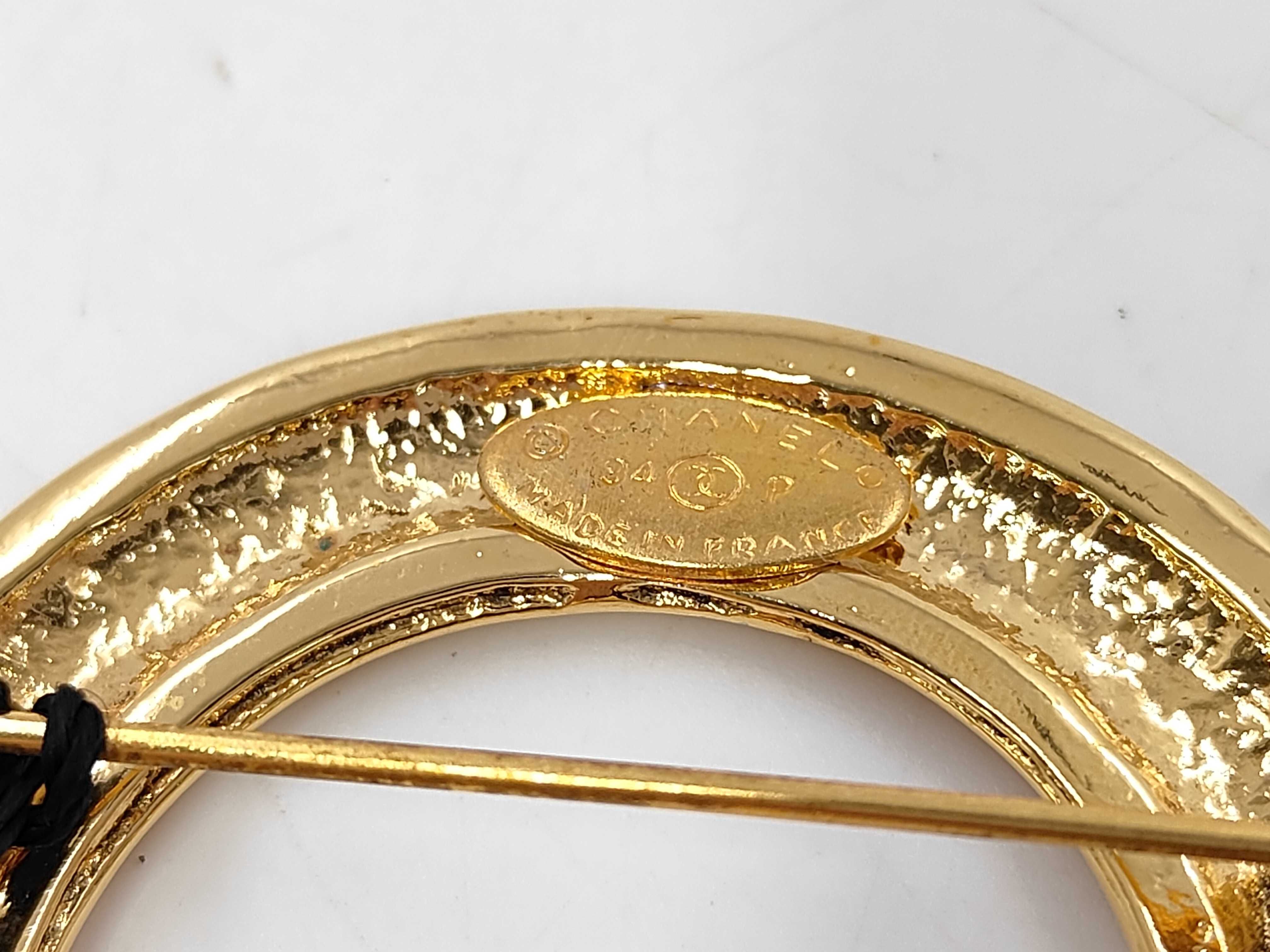 Coco Mark Brooch, with original packaging, 94 points, in excellent condition with box. — view 3
