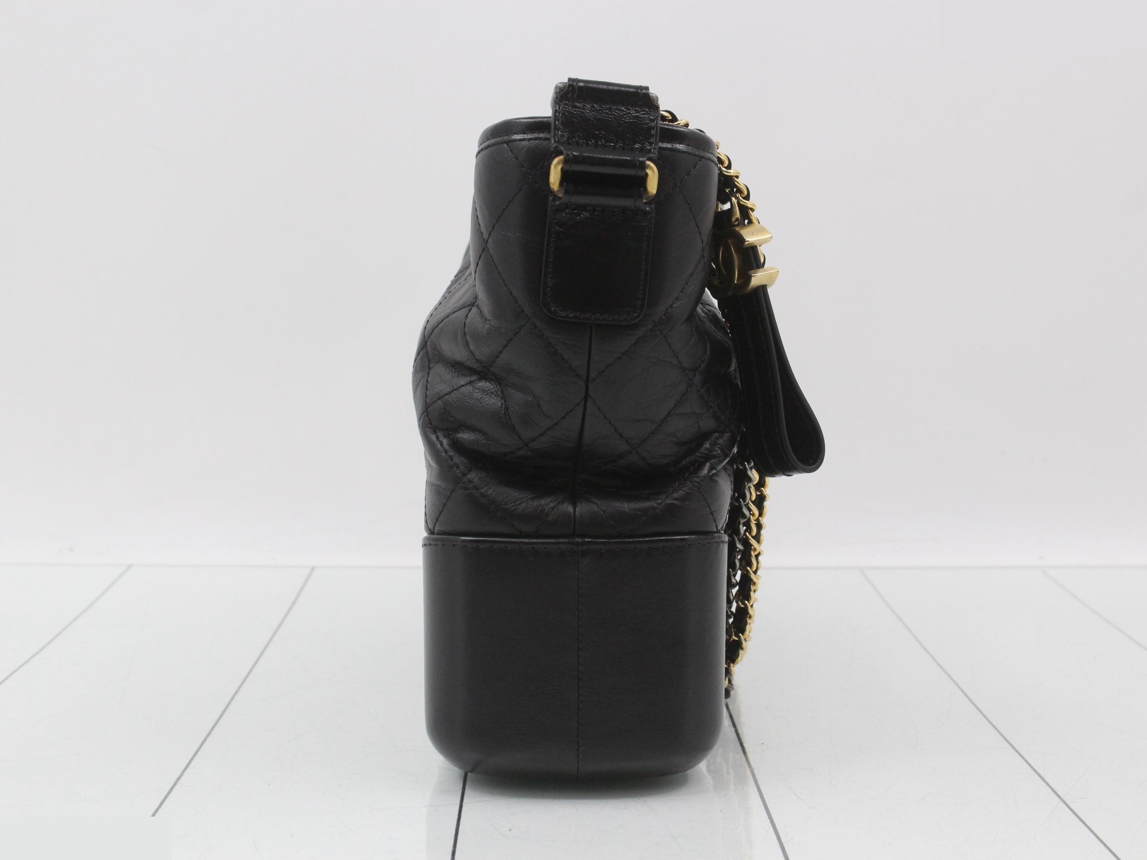 Gabrielle de Chanel Leather Chain Shoulder Bag — view 4