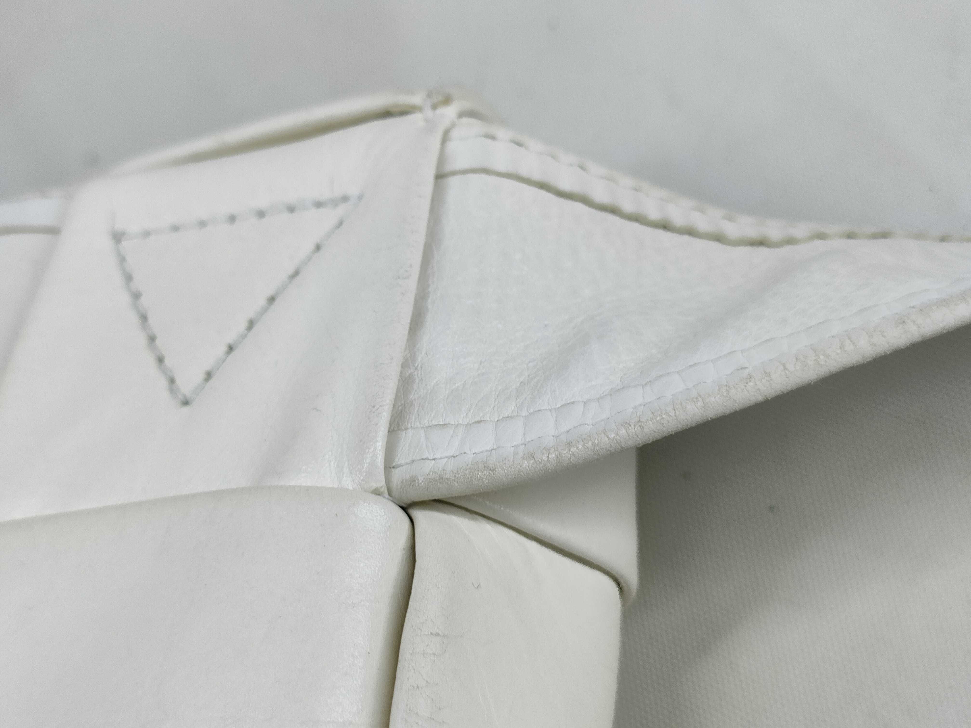 Intrecciato Cassette Belt Bag Shoulder Bag — view 6