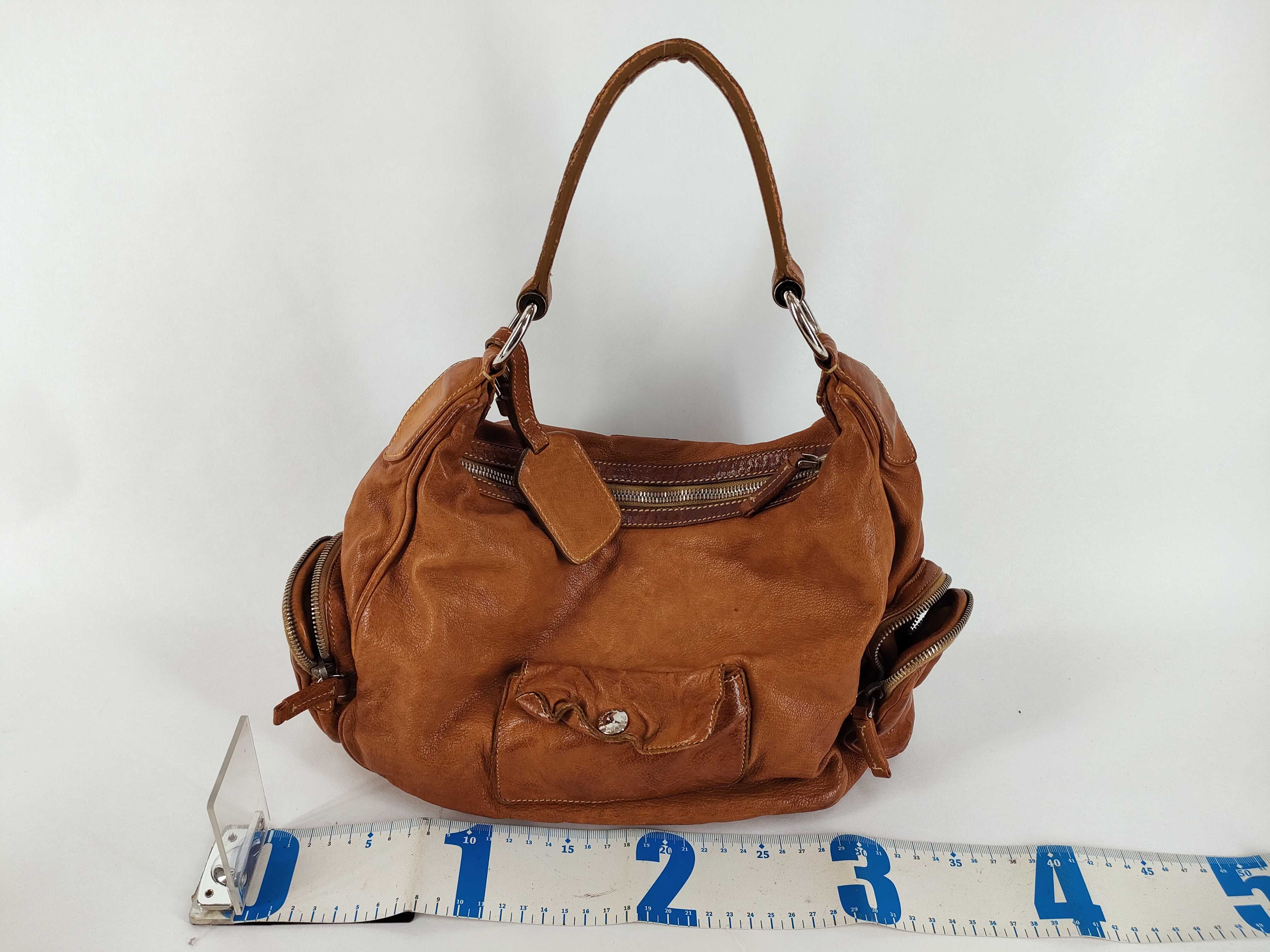 Washed Bag Tria Leather Handbag — view 2