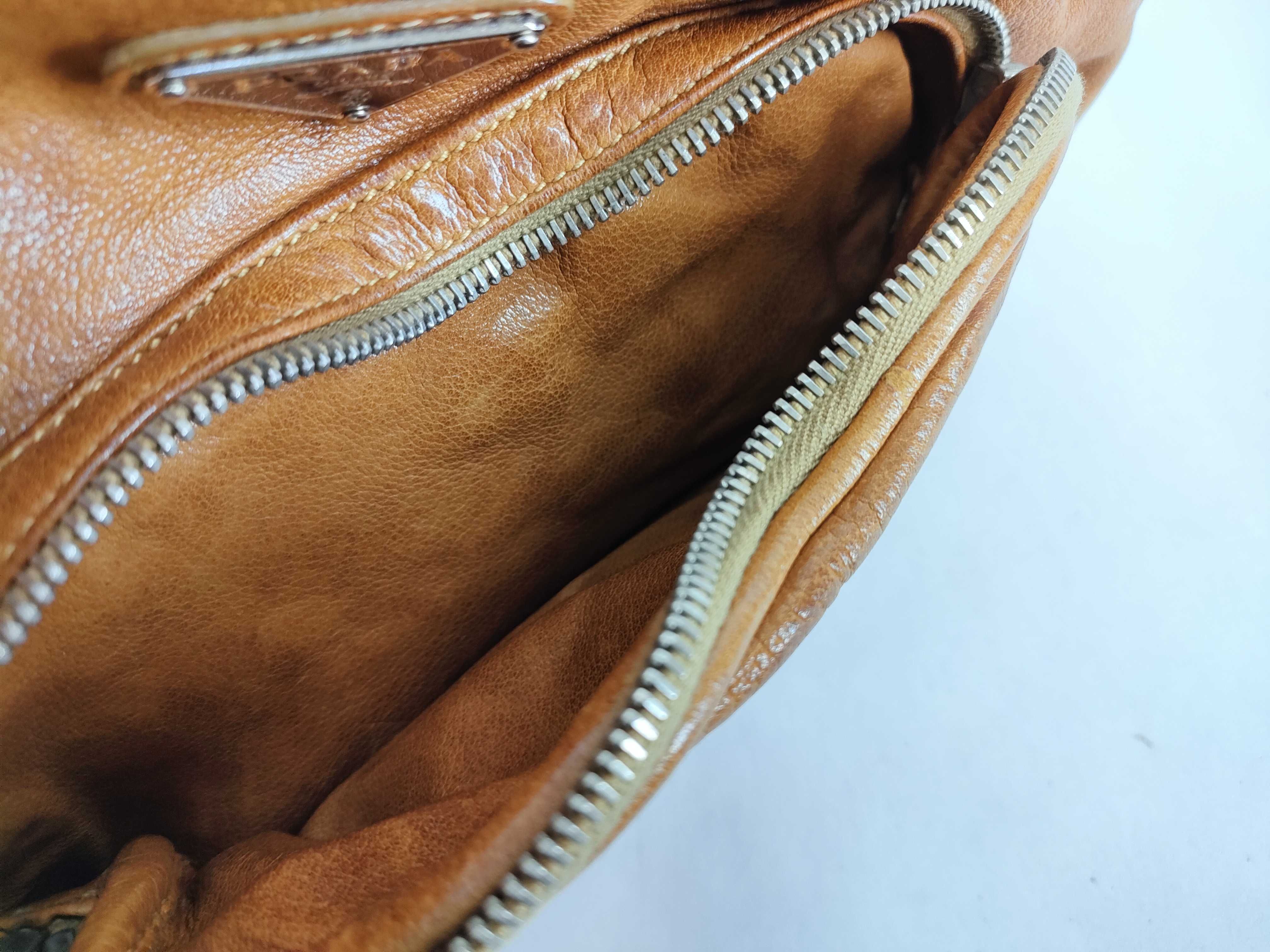 Washed Bag Tria Leather Handbag — view 13