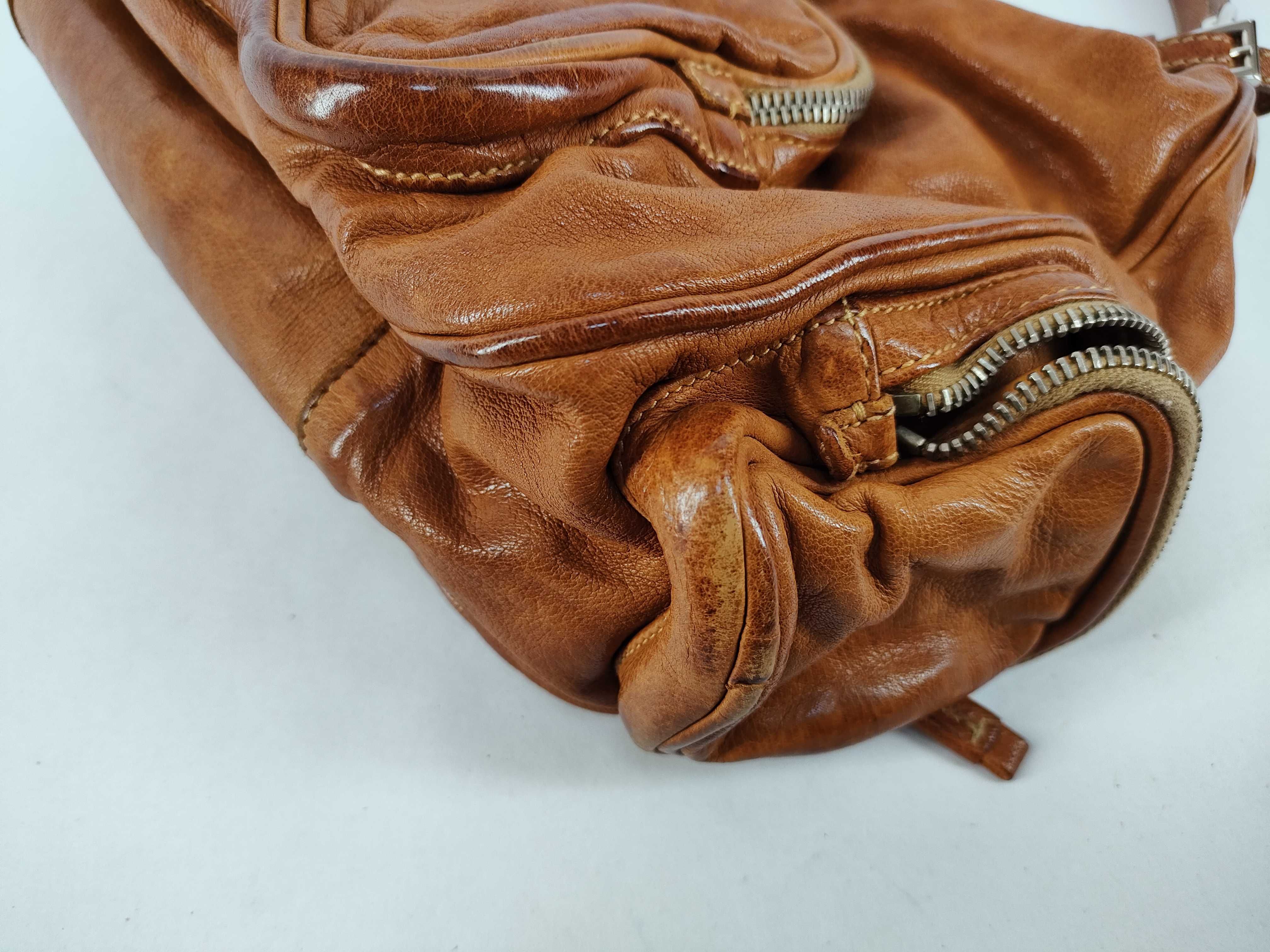 Washed Bag Tria Leather Handbag — view 6