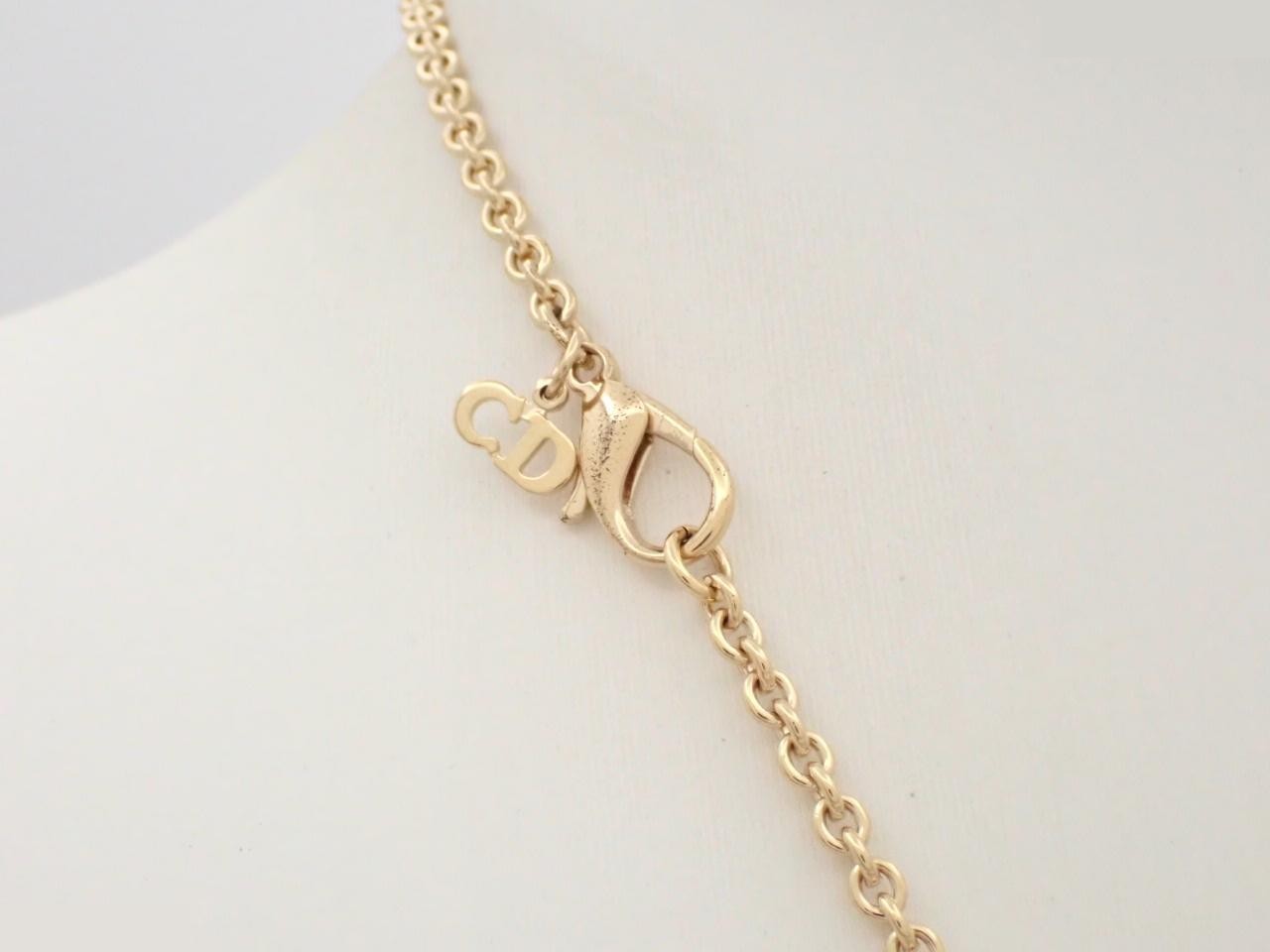 Other lines: Precious metals, necklaces, pendants — view 2