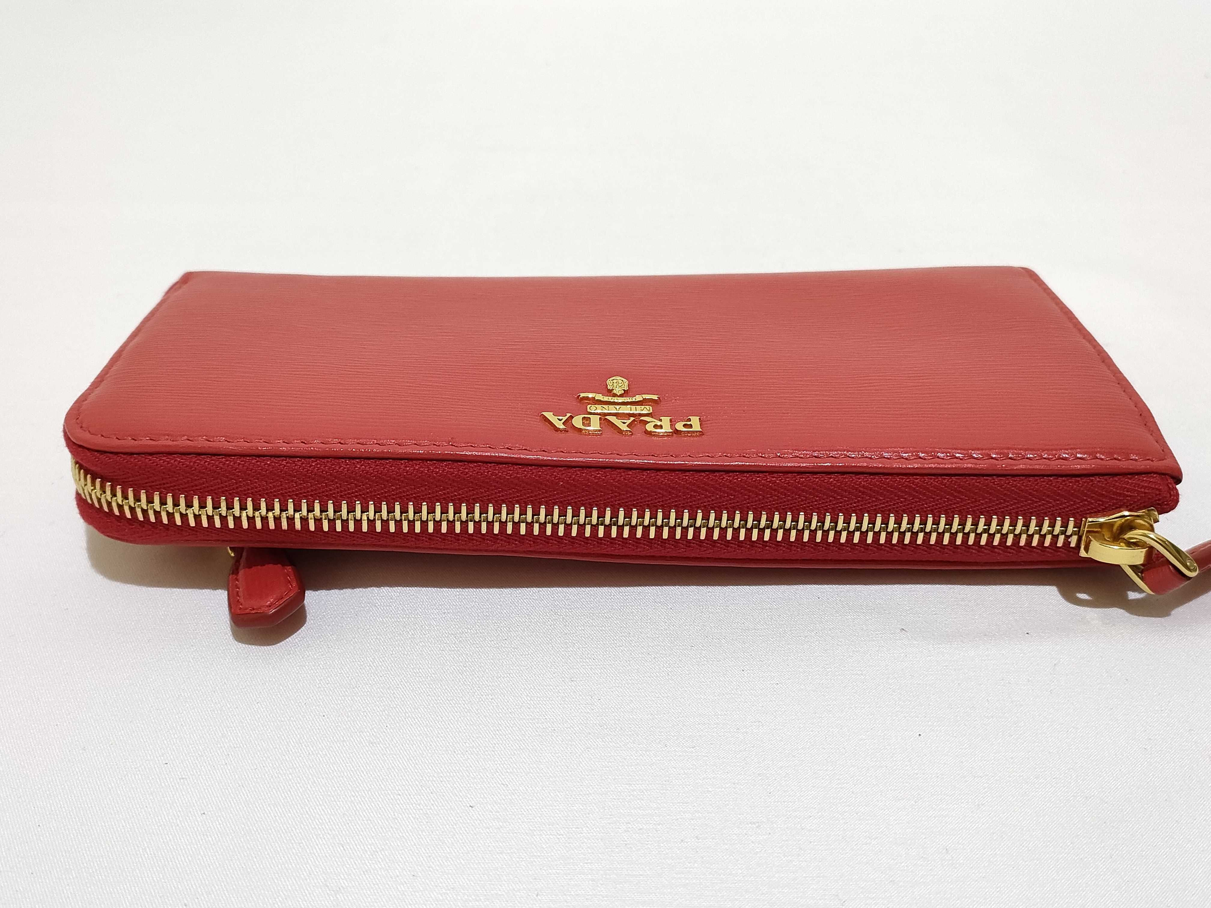 wallet — view 6