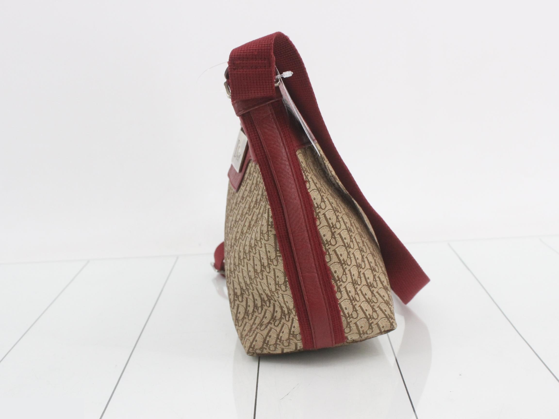 Other lines: Bags and shoulder bags — view 3