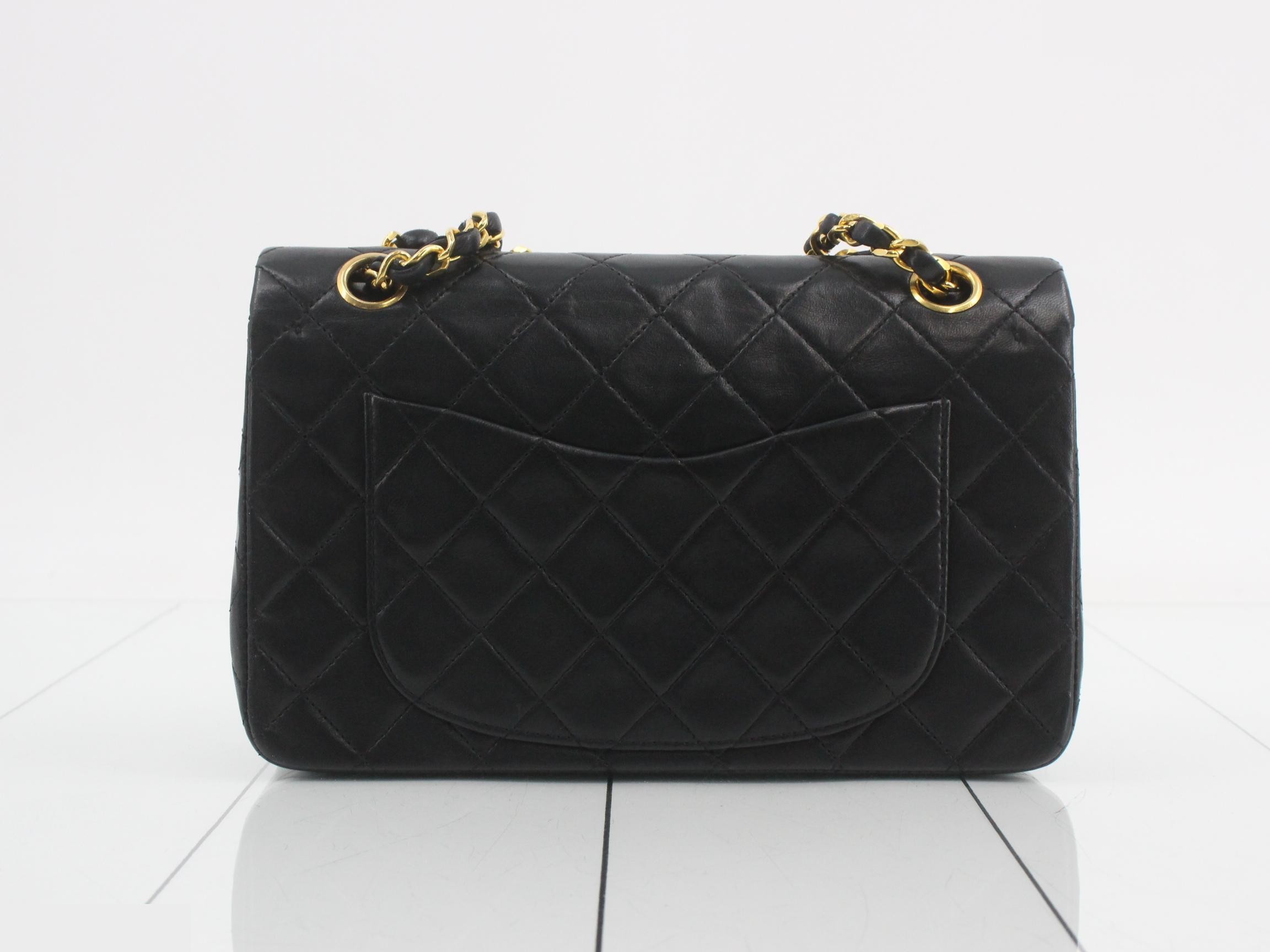 Matelassé 23 Shoulder Bag — view 2