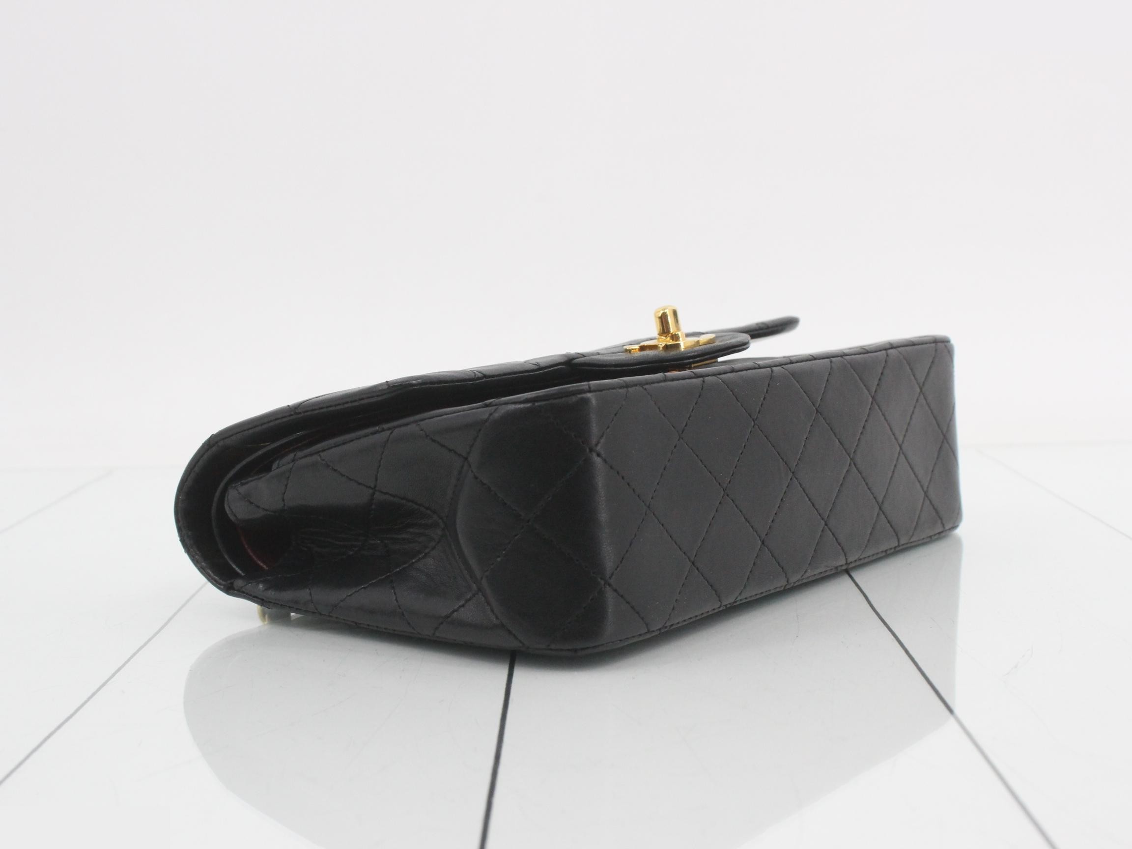 Matelassé 23 Shoulder Bag — view 5