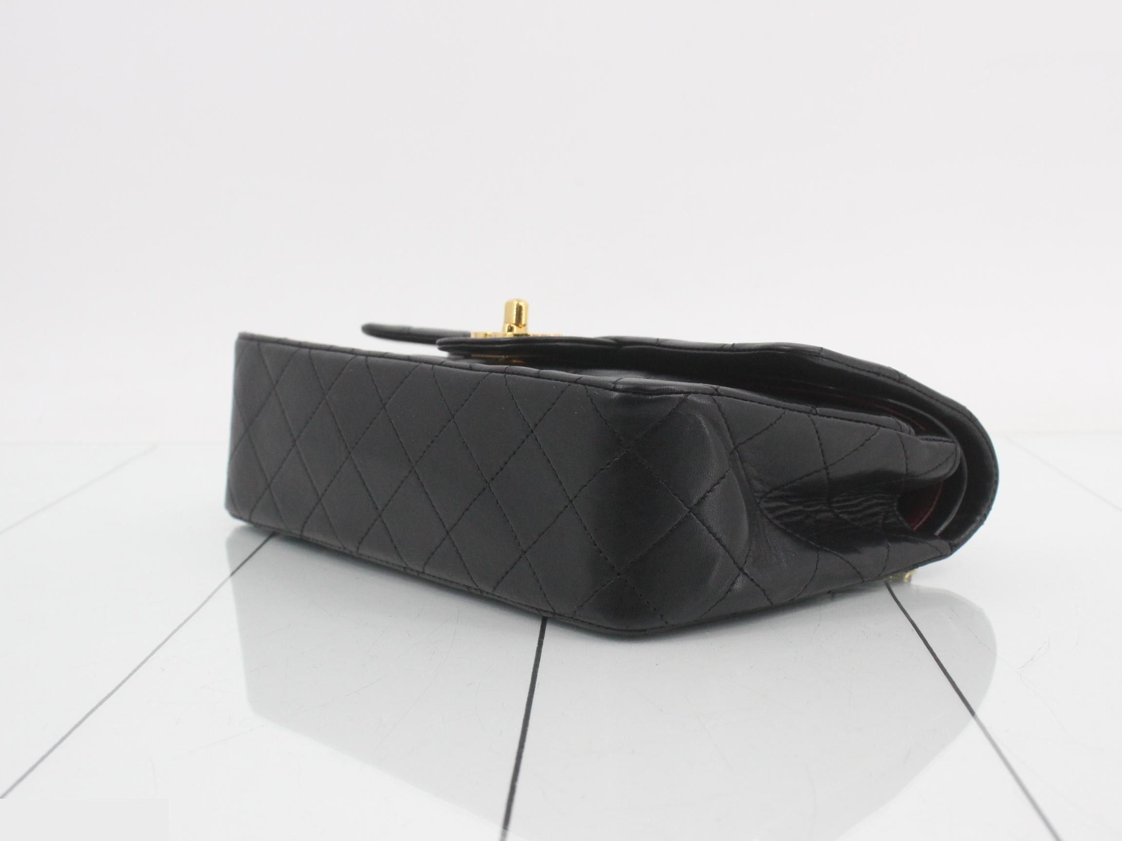 Matelassé 23 Shoulder Bag — view 6