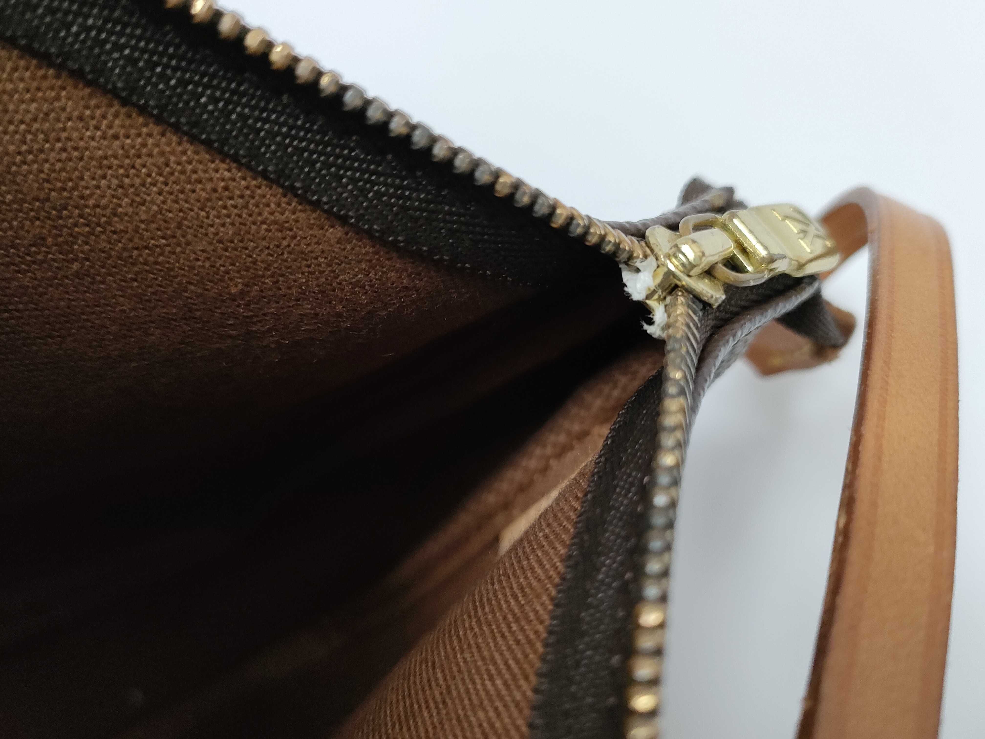 Monogram Louis Vuitton Accessory Pouch — view 11