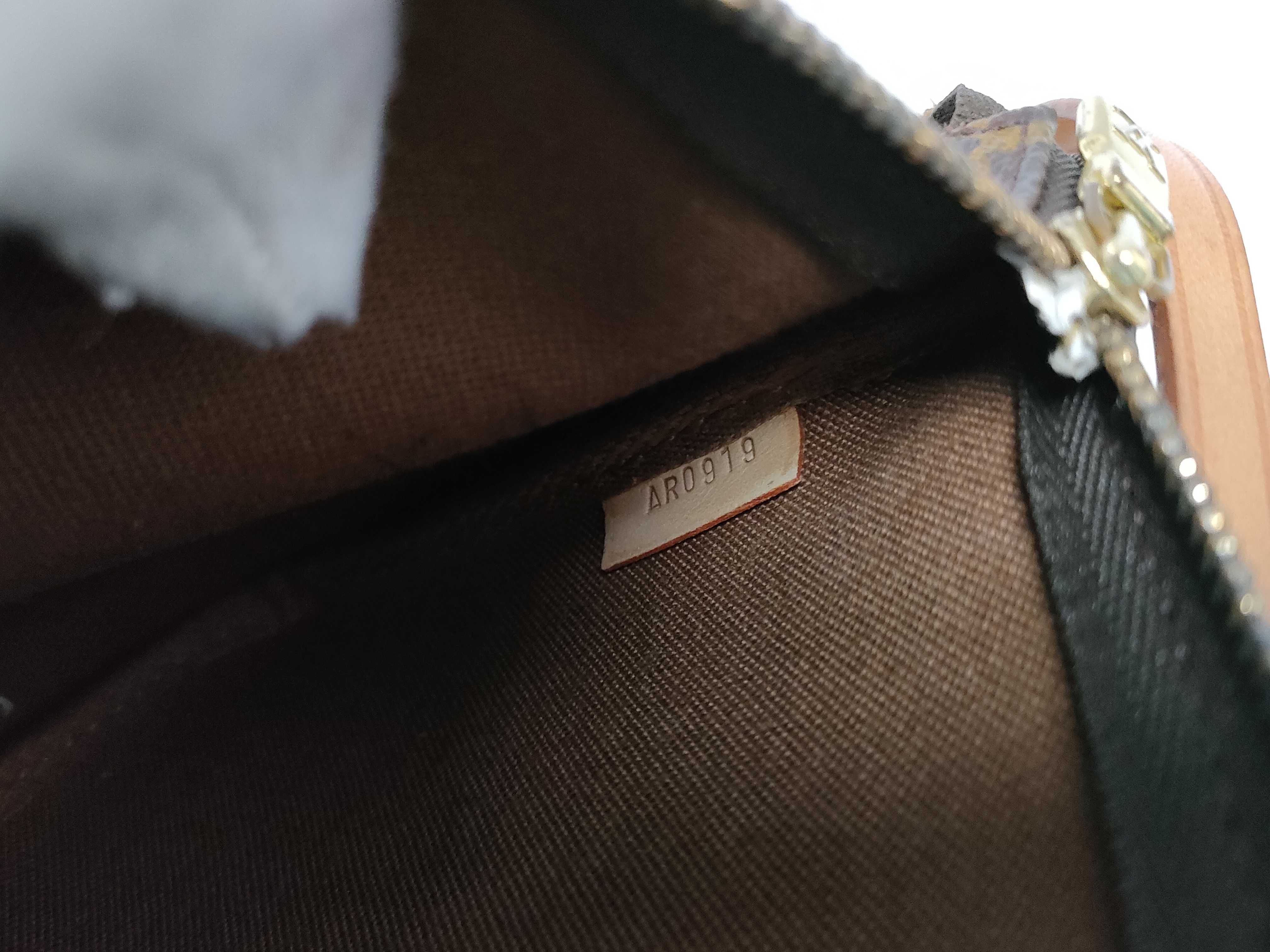 Monogram Louis Vuitton Accessory Pouch — view 12