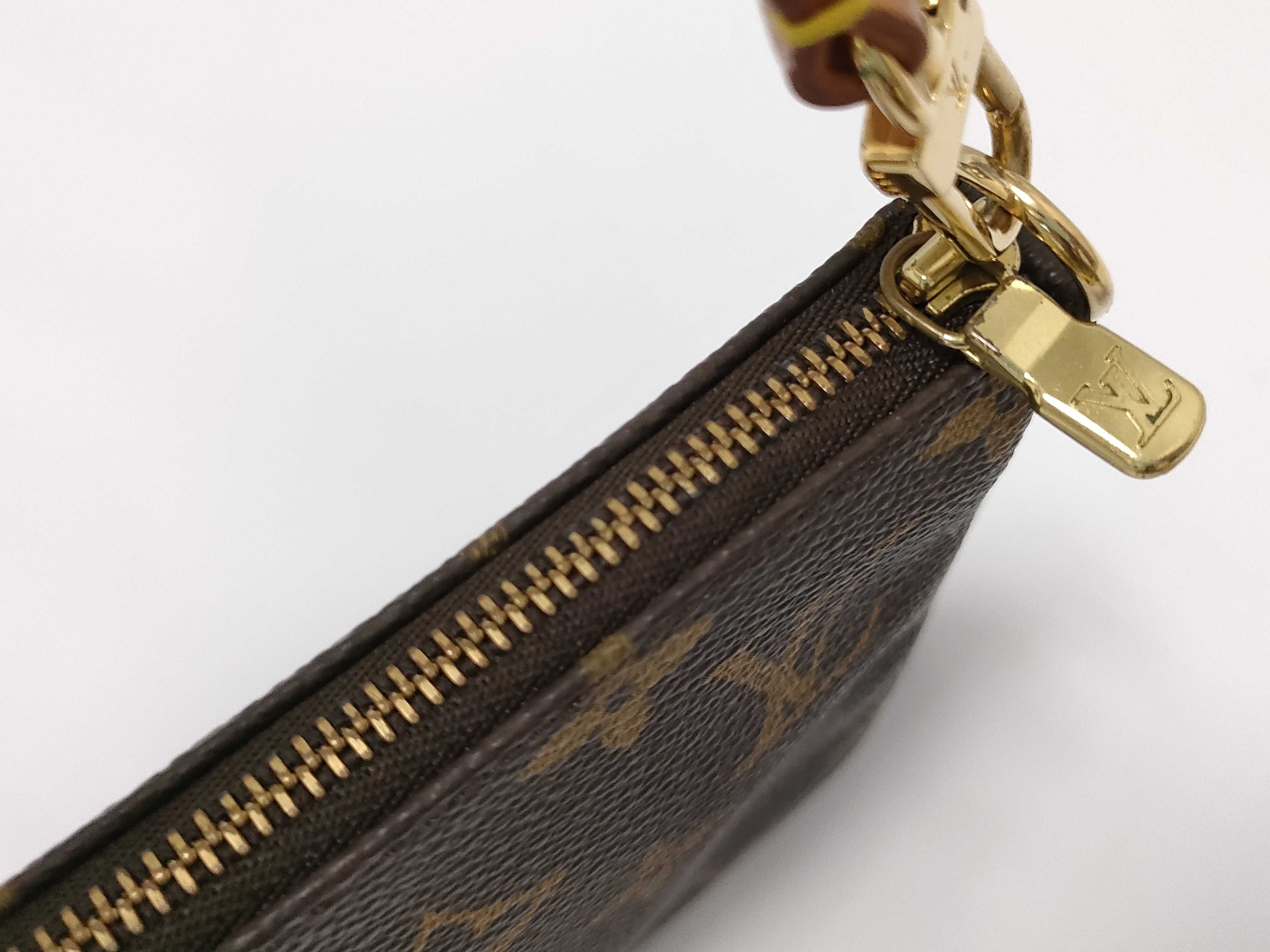 Monogram Louis Vuitton Accessory Pouch — view 7