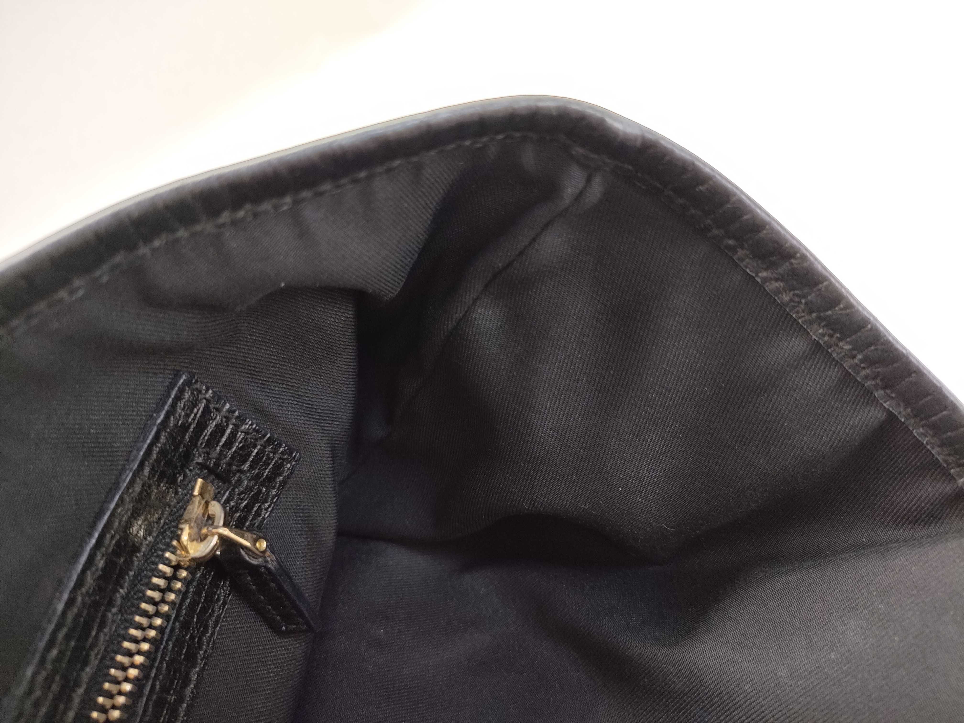 GG Canvas Gucci Handbag GG Canvas Handbag — view 11