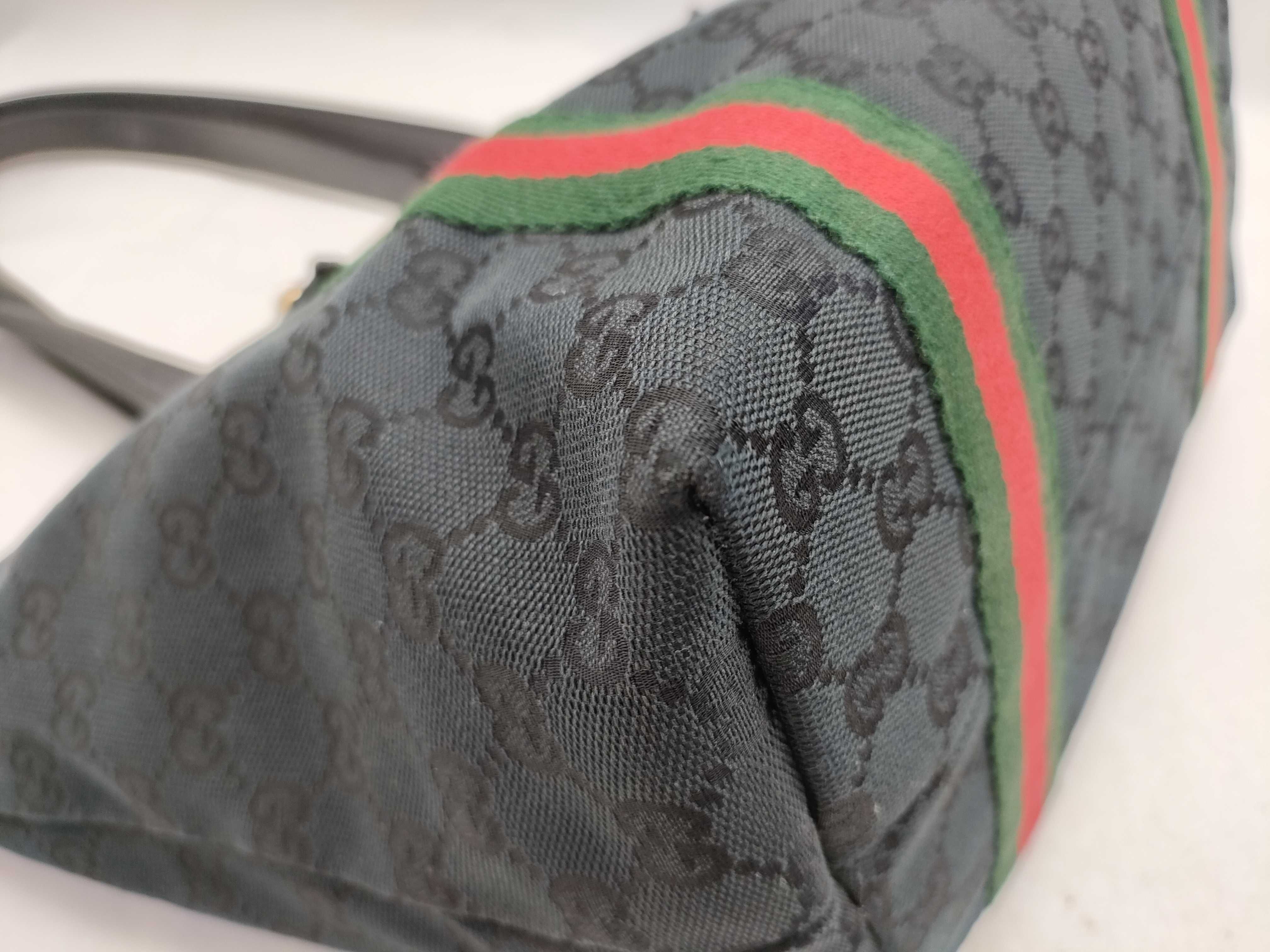 GG Canvas Gucci Handbag GG Canvas Handbag — view 6