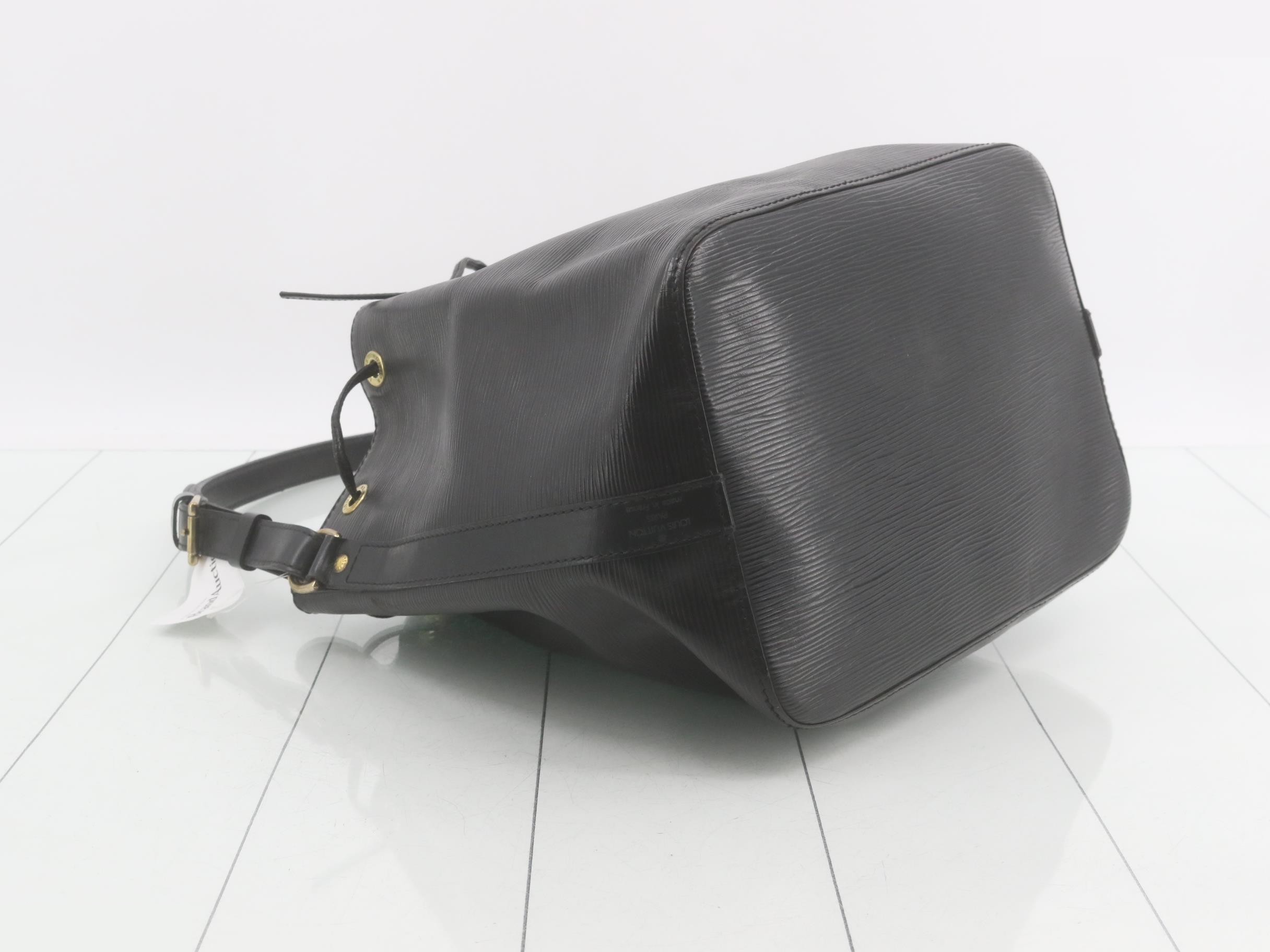 Epi Noé Shoulder Bag — view 5