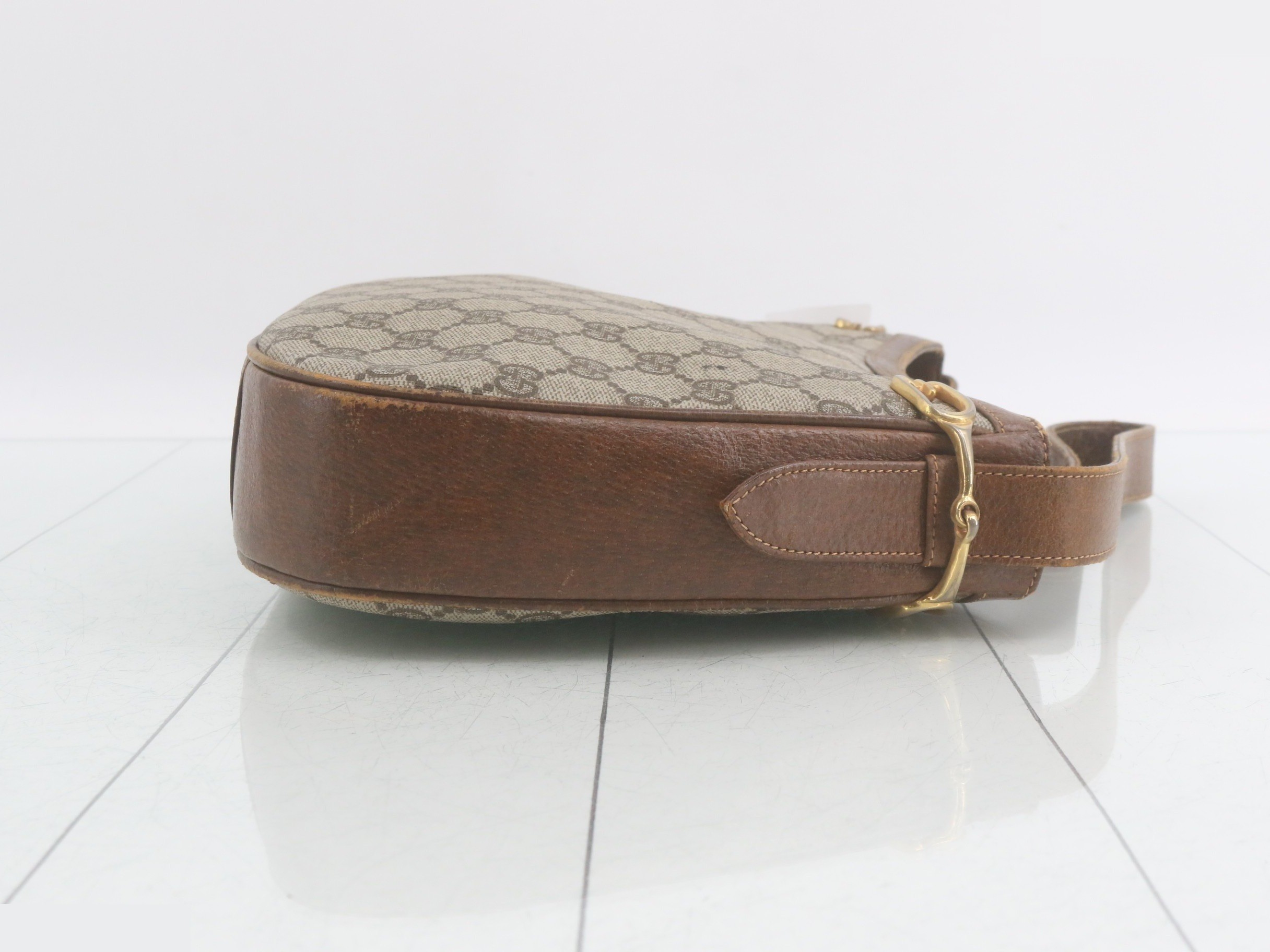 GG Supreme Leather One-Shoulder Bag — view 3