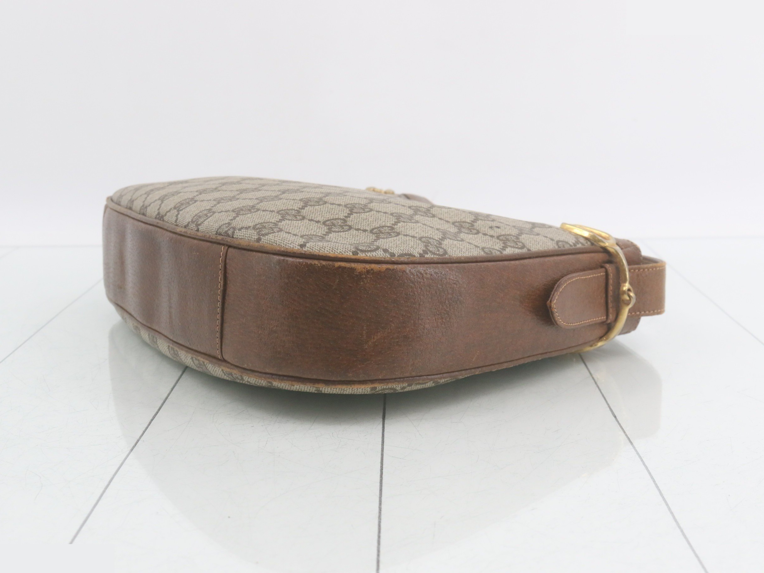 GG Supreme Leather One-Shoulder Bag — view 6