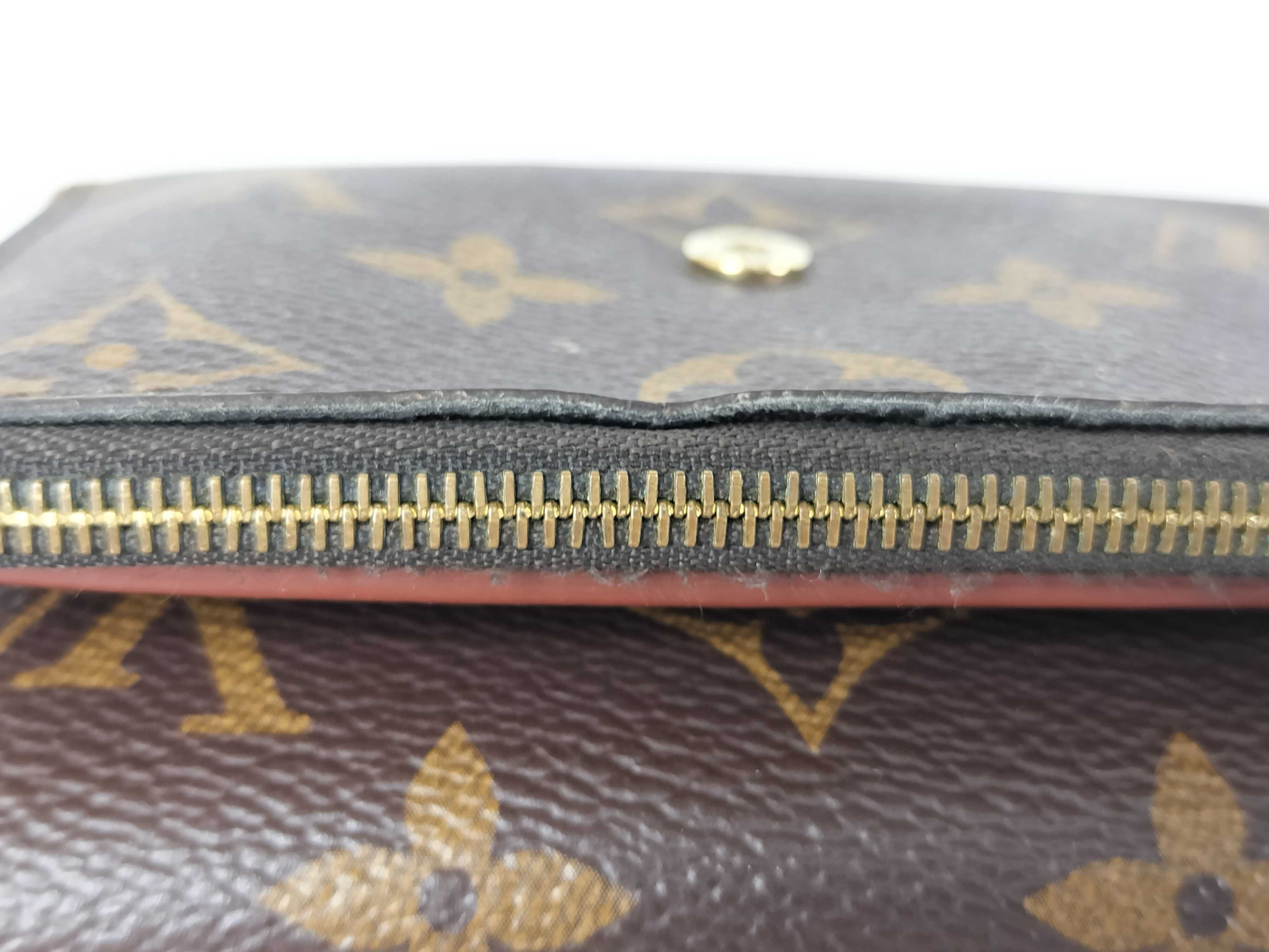 Monogram M62472 / Portefeuille Victorine / Initialed / RFID Wallet — view 11