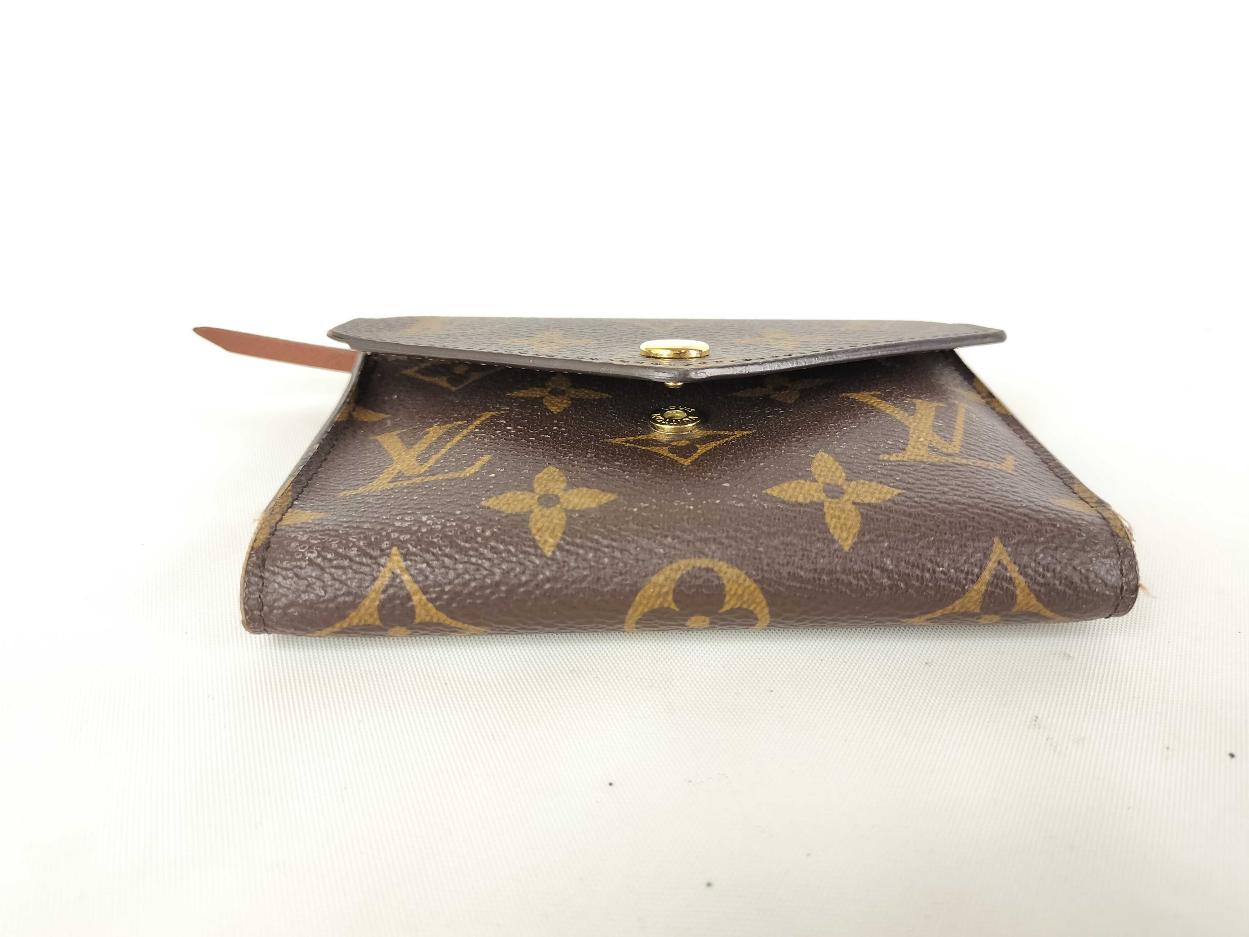 Monogram M62472 / Portefeuille Victorine / Initialed / RFID Wallet — view 4