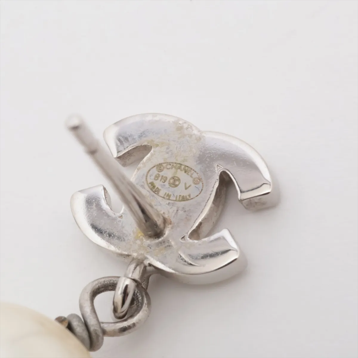 Cocomark B19V Earrings (for both ears) Metal x Rhinestone x Fake Pearl Silver — view 5