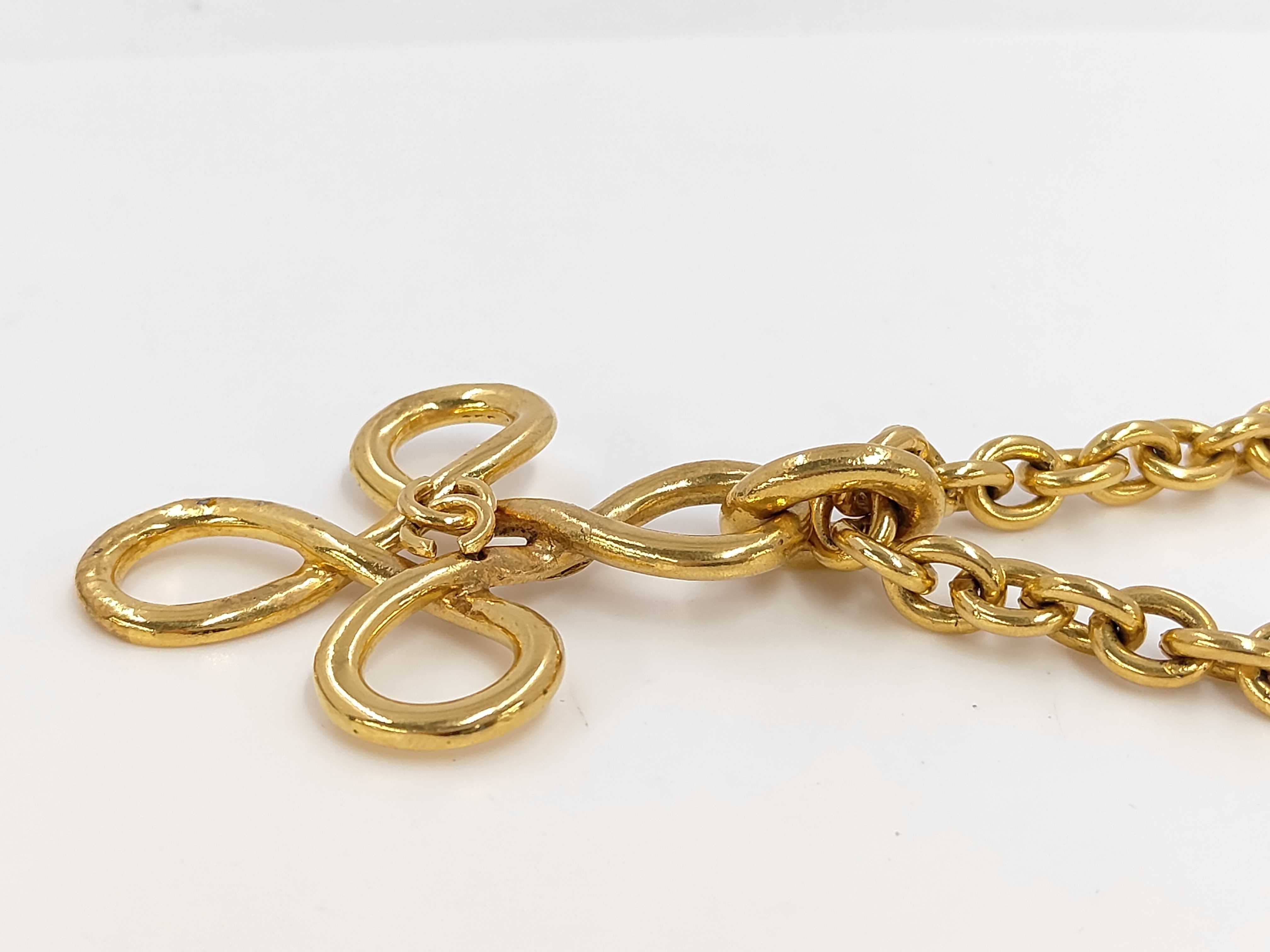 necklace — view 3