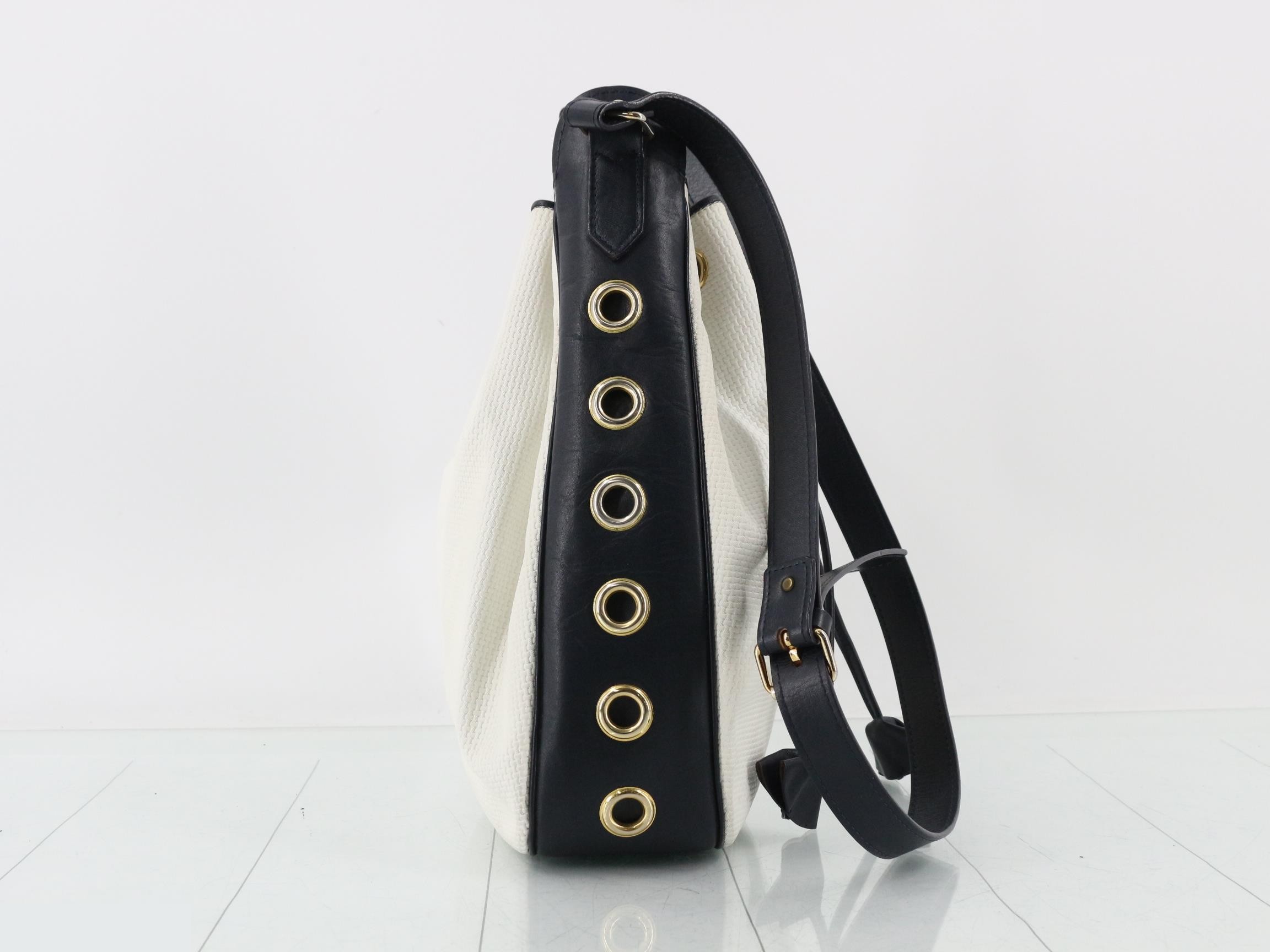 Drawstring bag white x navy W24H29D7.5 — view 4