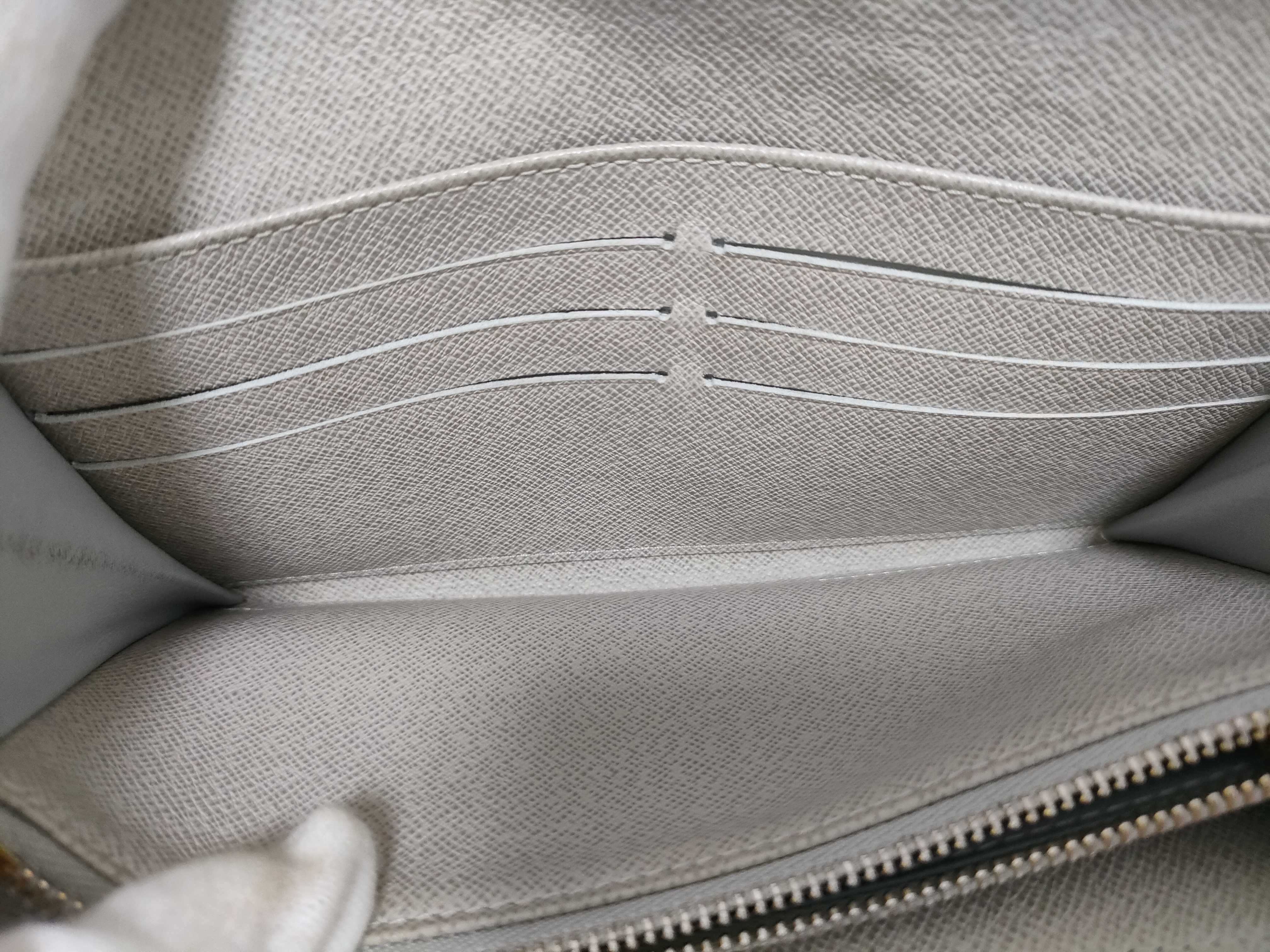 Monogram Dantelle Portefeuille Sara M95389 Wallet — view 13