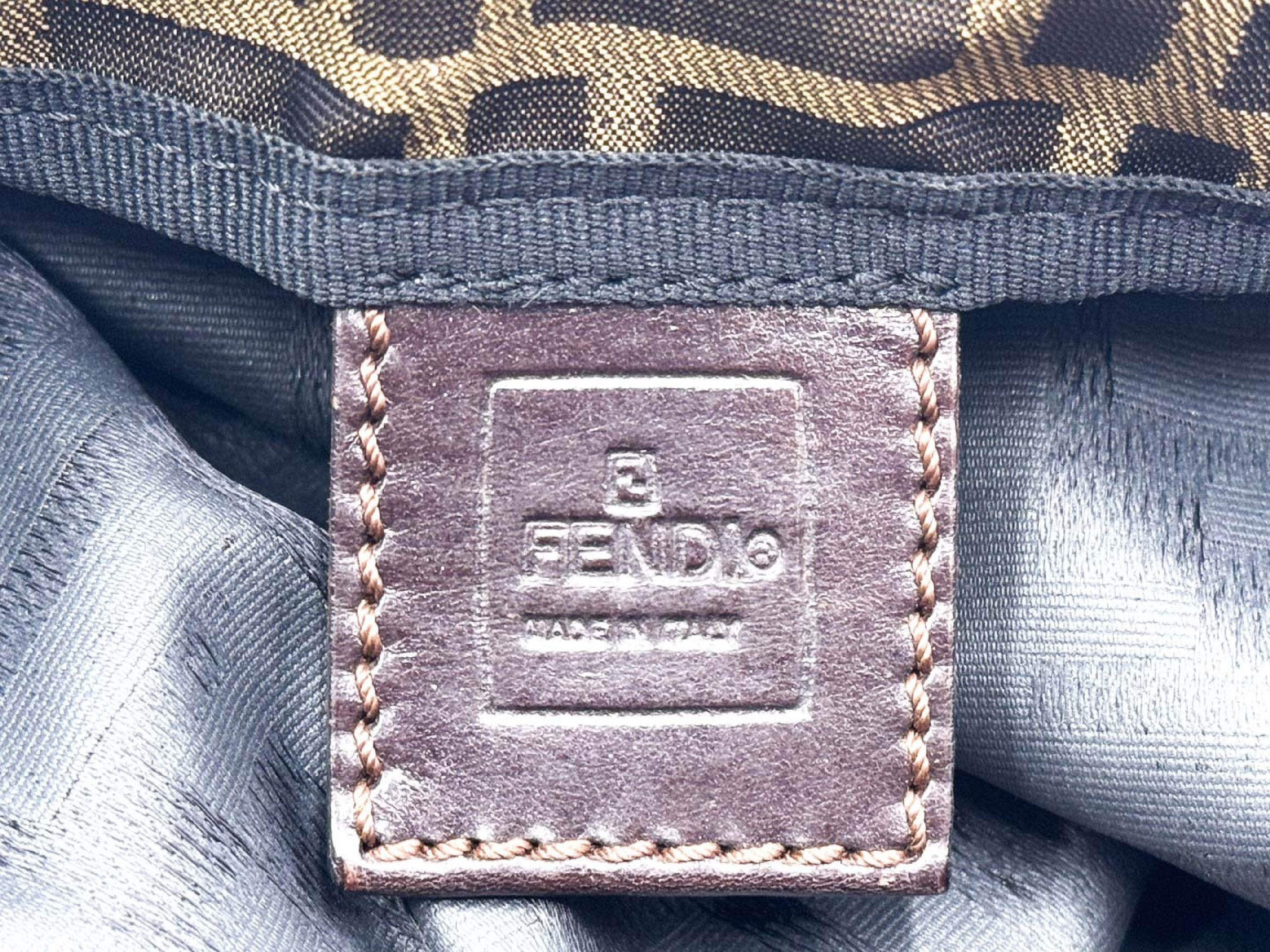 Zucca pattern leather handbag — view 9