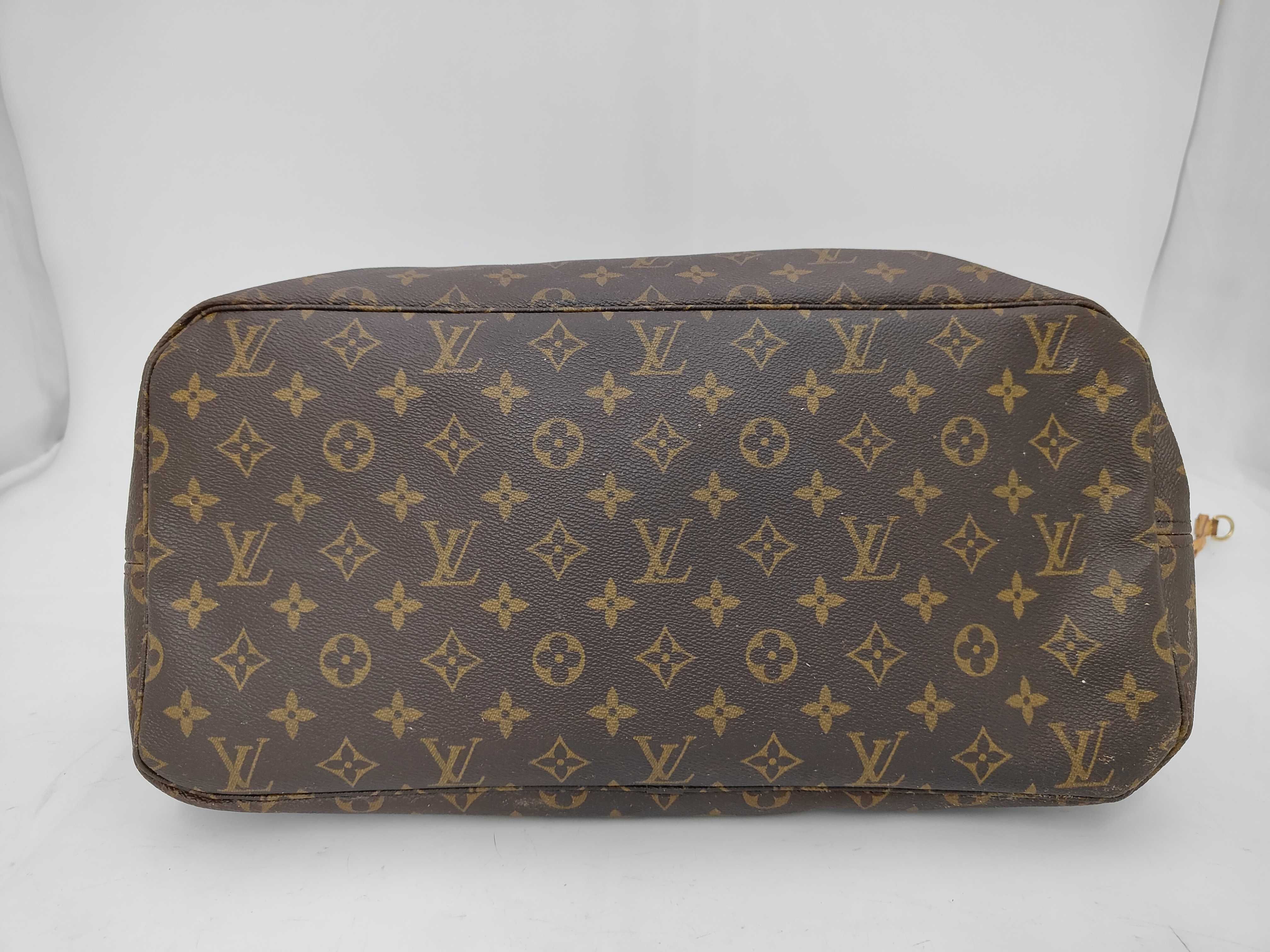 Monogram M40157 Neverfull GM (older model) - has a slight odor. — view 6