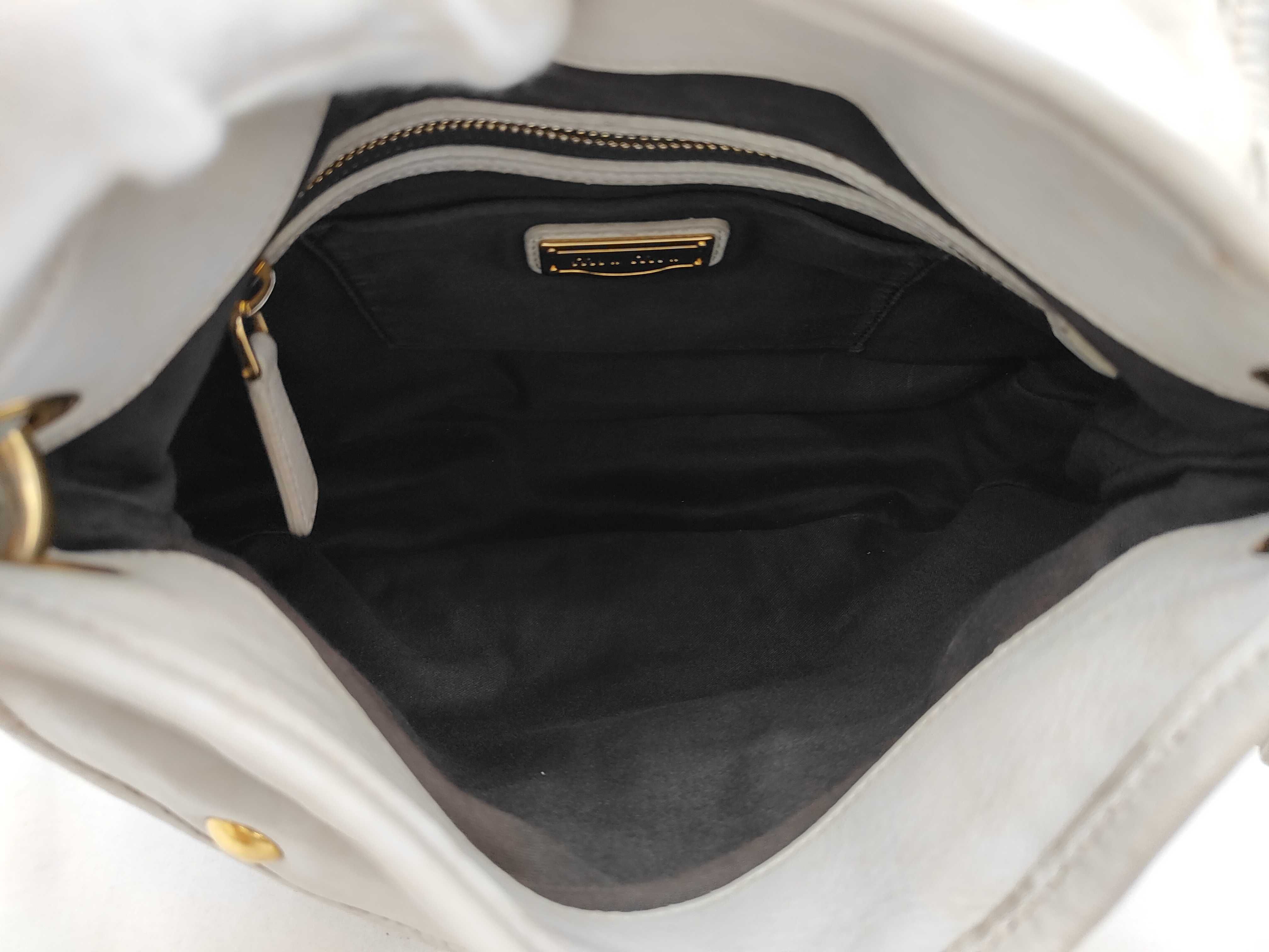Matelassé Shoulder Handbag — view 11