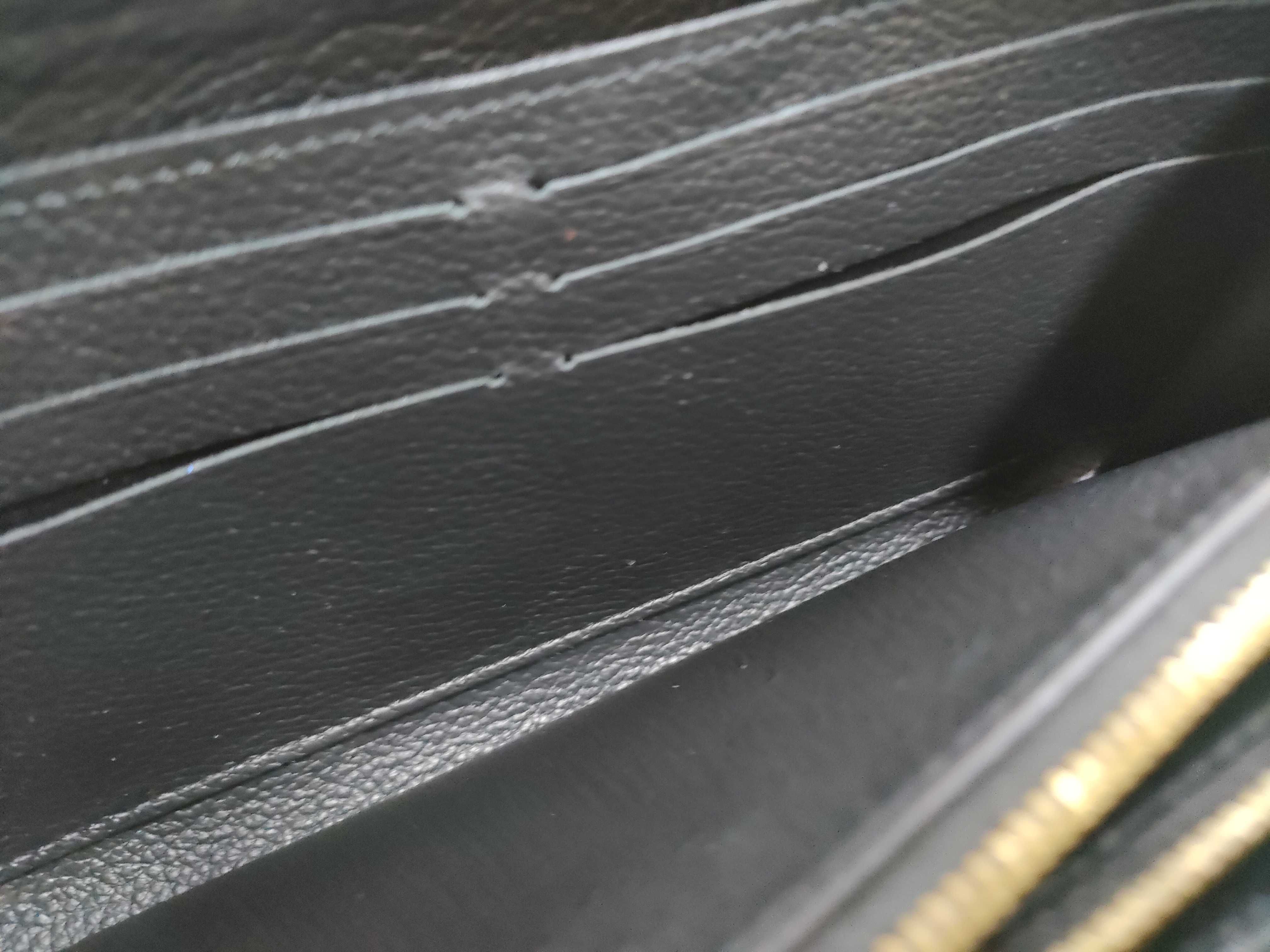 Empreinte Zippy Black Gold Hardware TS4178 Wallet — view 12