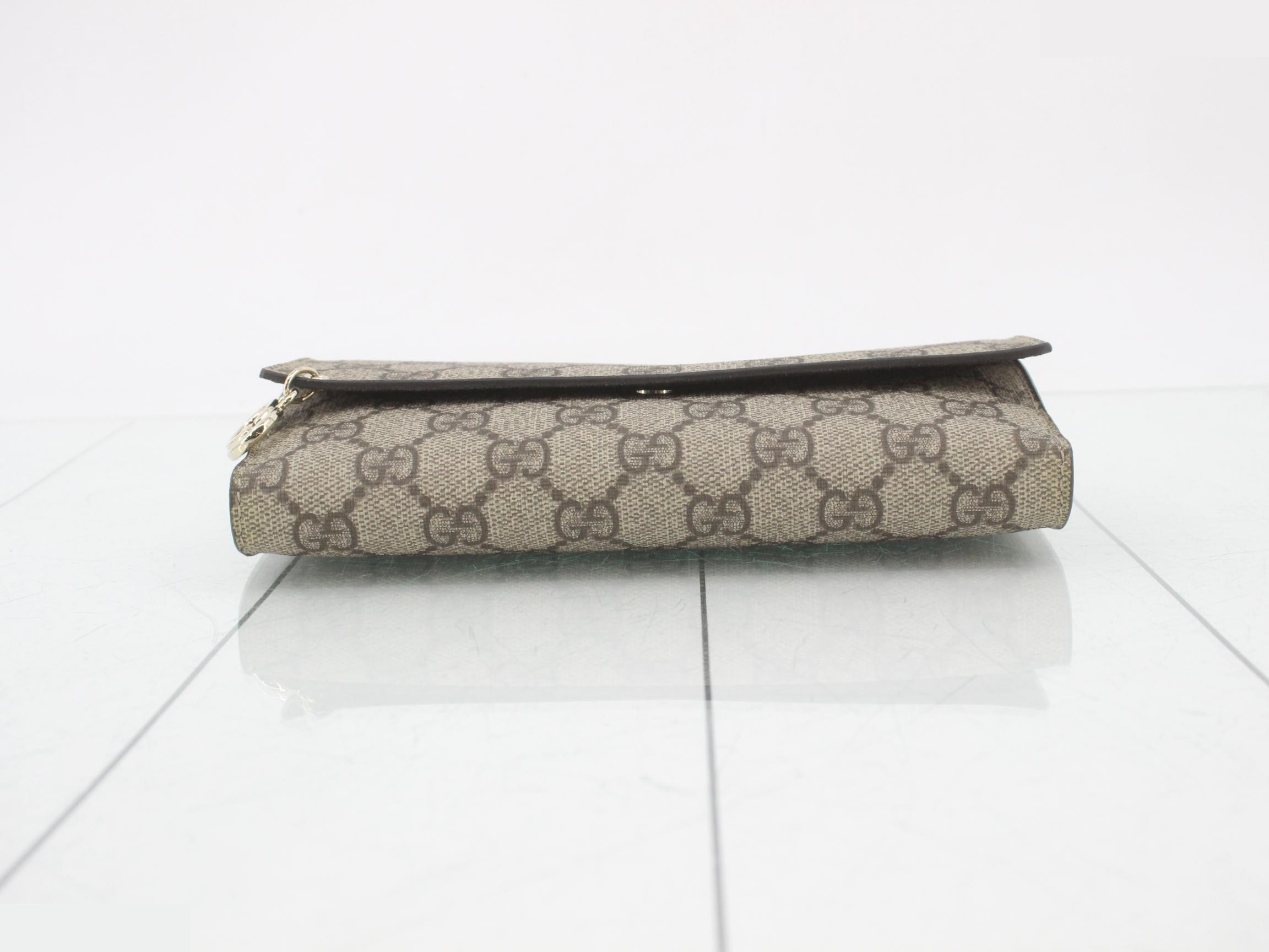 Double snap trifold wallet — view 3