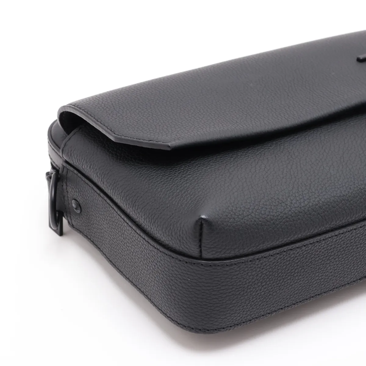 LV Aerogram Fastline Messenger Bag M22482 Black (RFID detected) — view 4