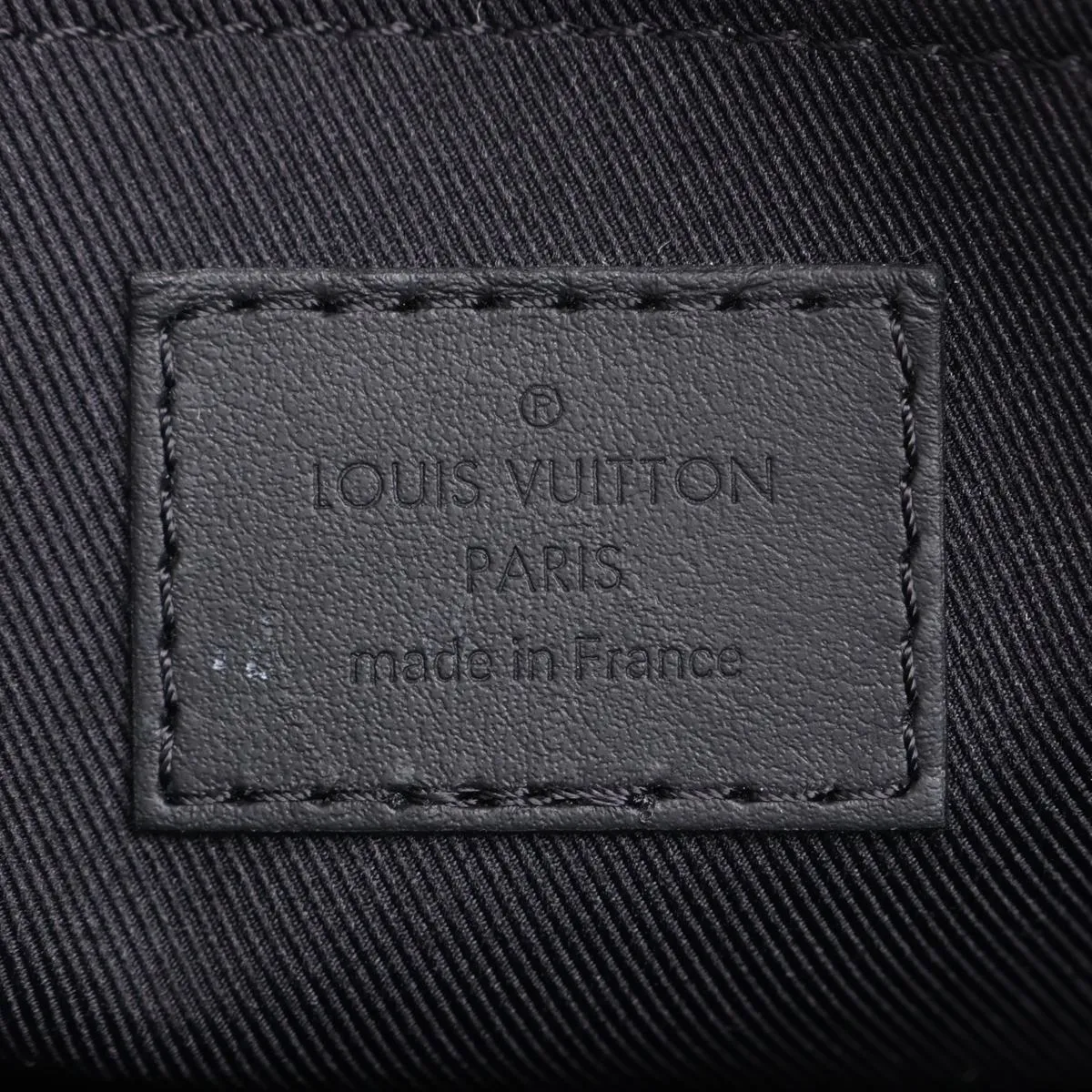 LV Aerogram Fastline Messenger Bag M22482 Black (RFID detected) — view 9