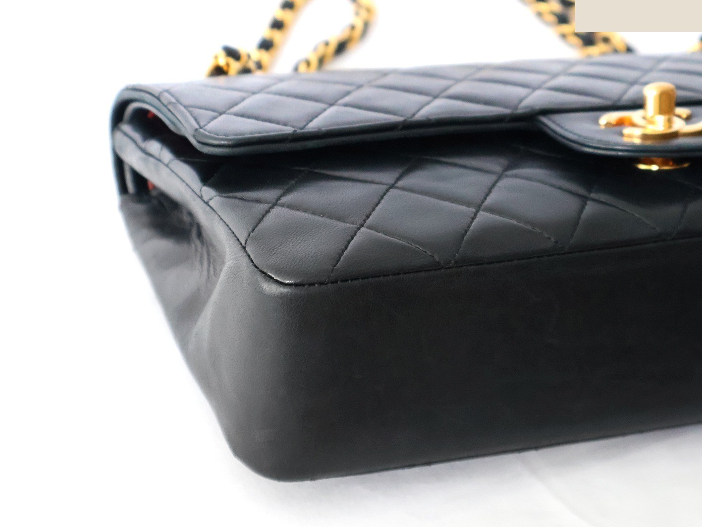 Matelassé 25 Lambskin Double Flap Double Chain Shoulder Bag, Black — view 3