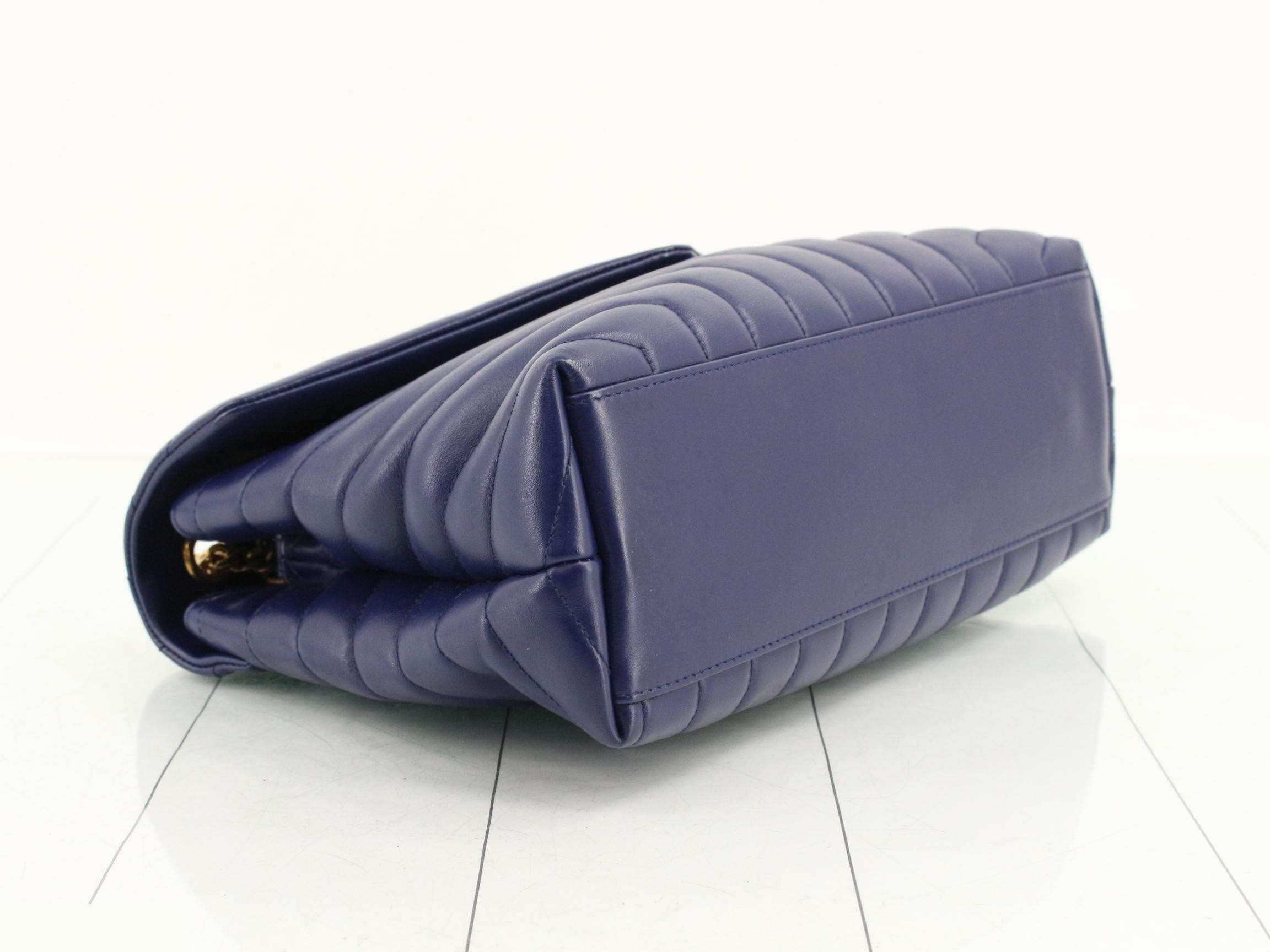 Cassandra Logo Lulu Chain Shoulder Bag — view 5