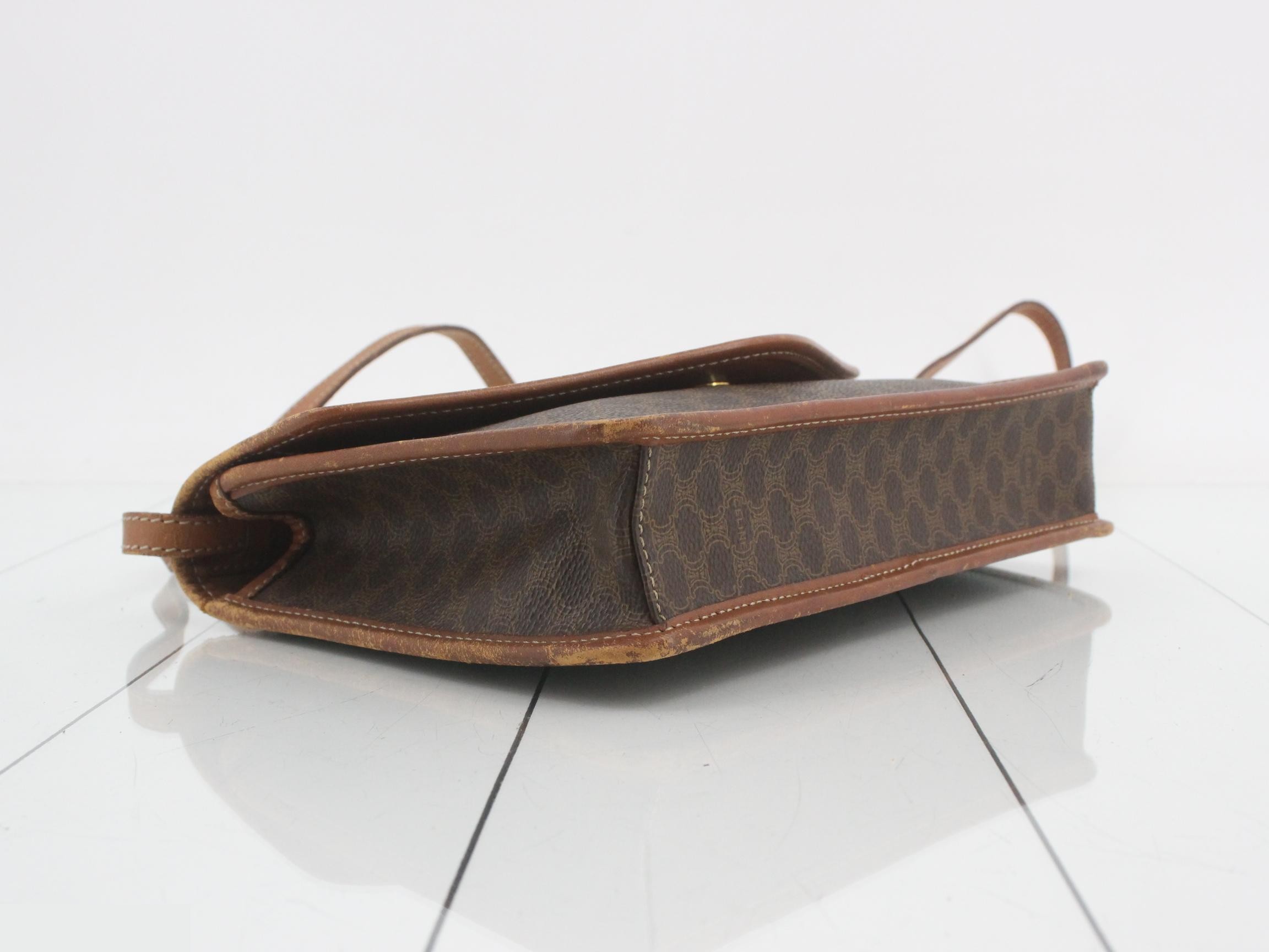 Macadam Circle Logo Flap Bag, Brown, 26 x 17 x 5 cm — view 5