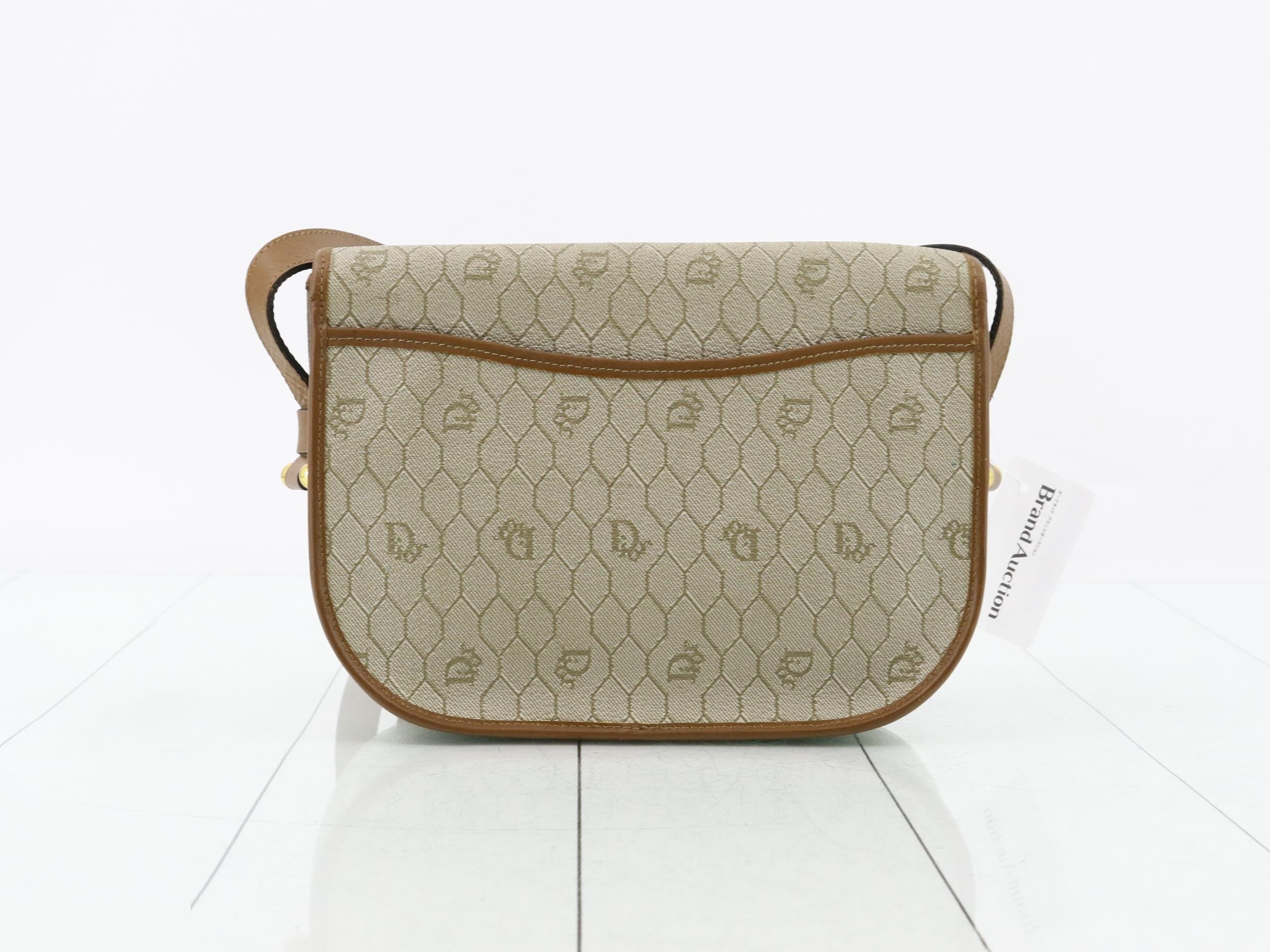 Honeycomb PVC Shoulder Bag — view 2
