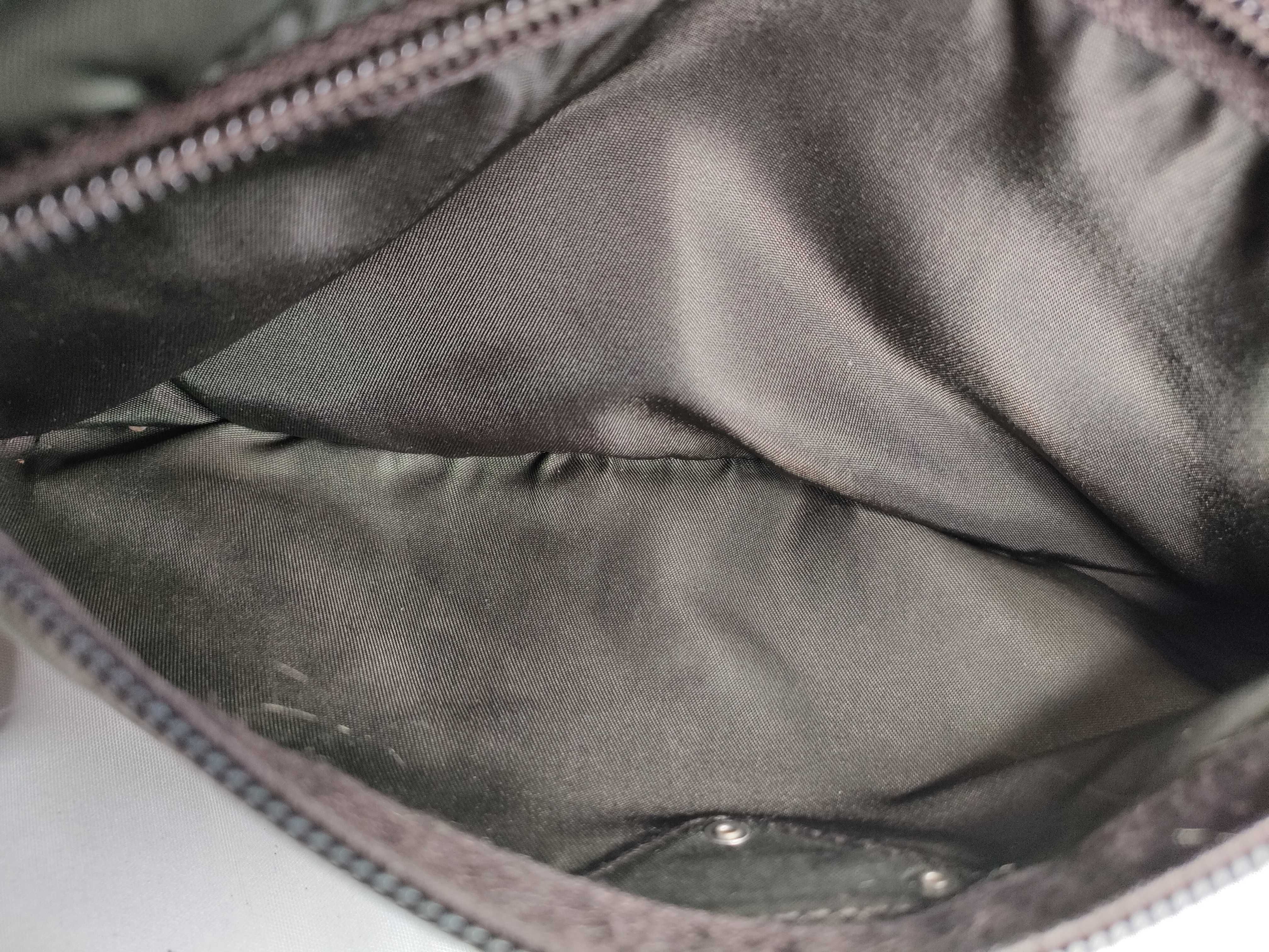 Nylon Triangle Plate Nylon Shoulder Bag Green Shoulder Bag — view 13