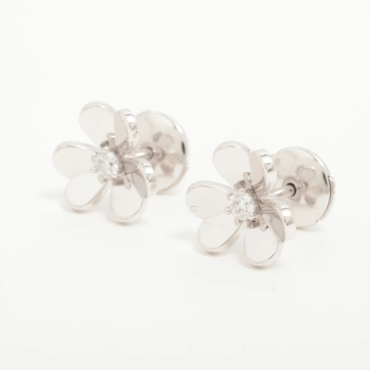 Frivole Mini Diamond Earrings, 750 (WG), 3.4g, JP046648. (Post — view 3