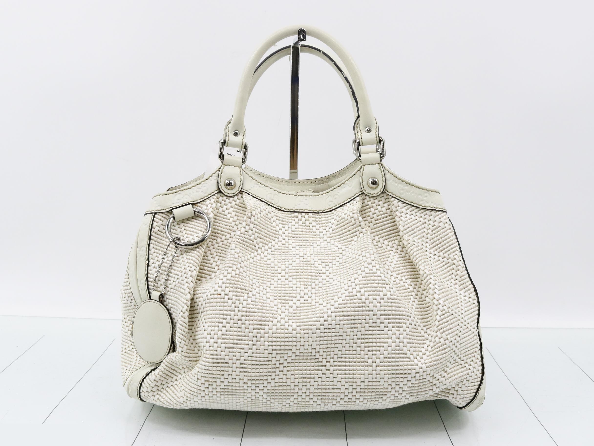 interlocking tote bag