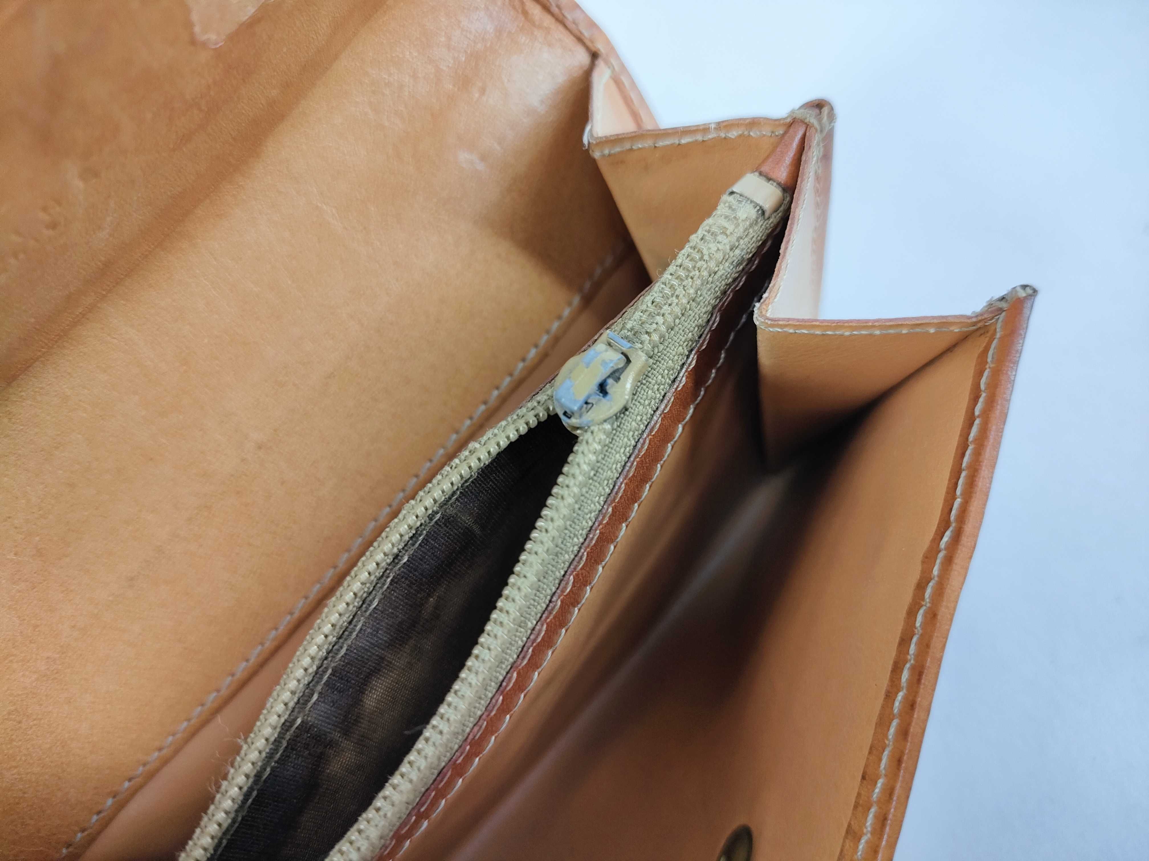 wallet — view 11
