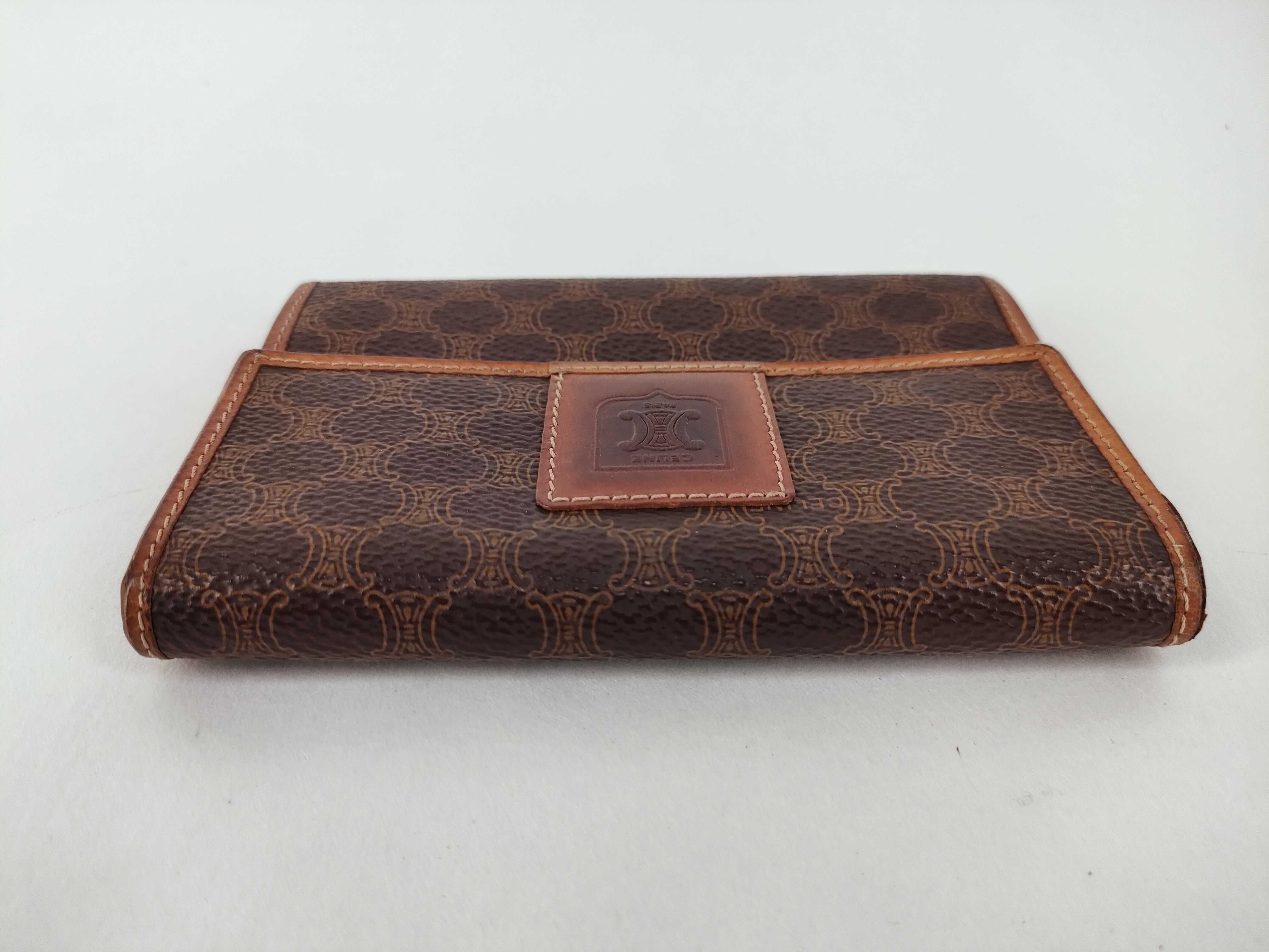 wallet — view 5