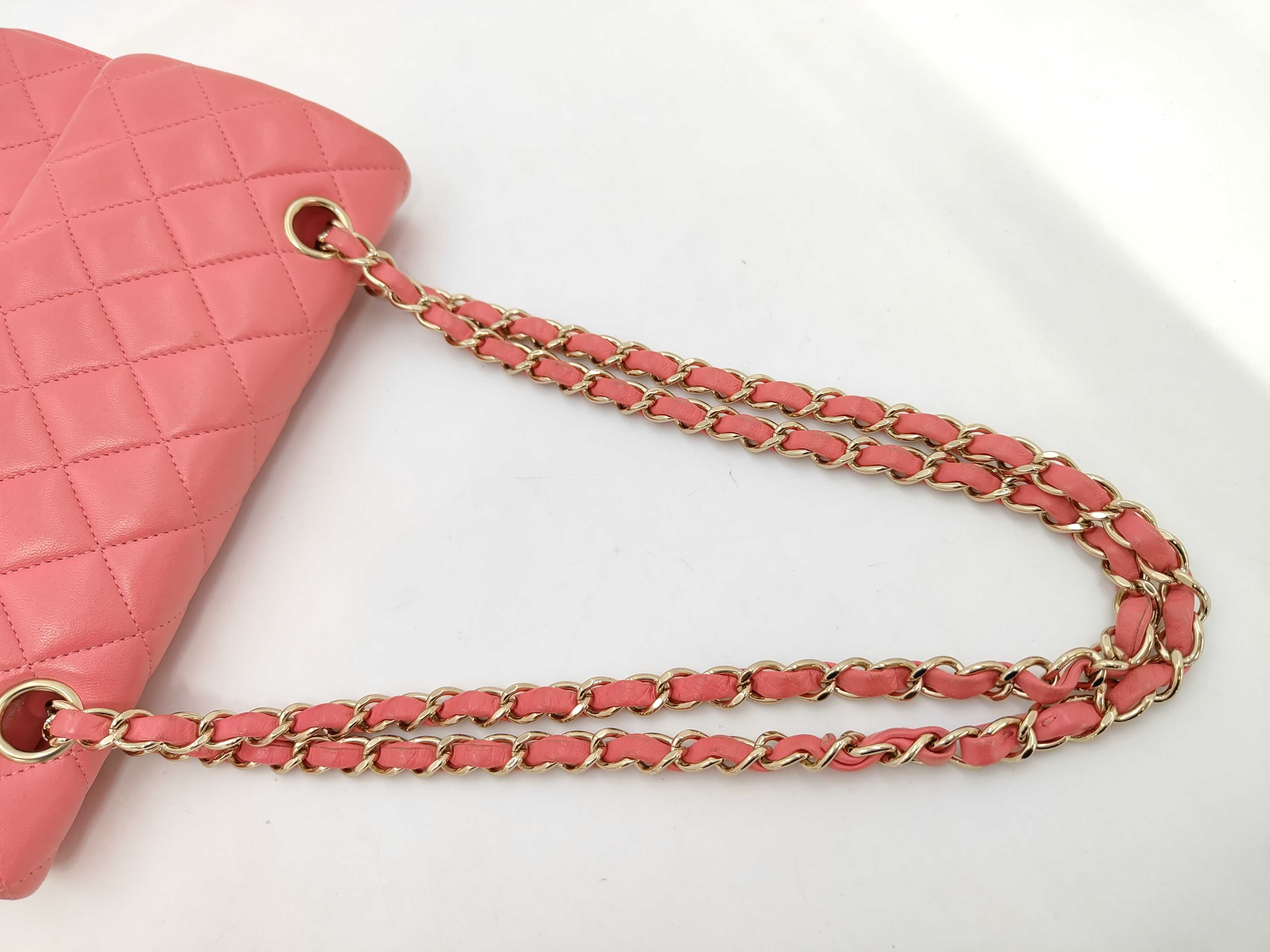 Matelassé 30s series, double flap, size 23, pink, with original seal, gold hardware, shoulder bag. — view 3