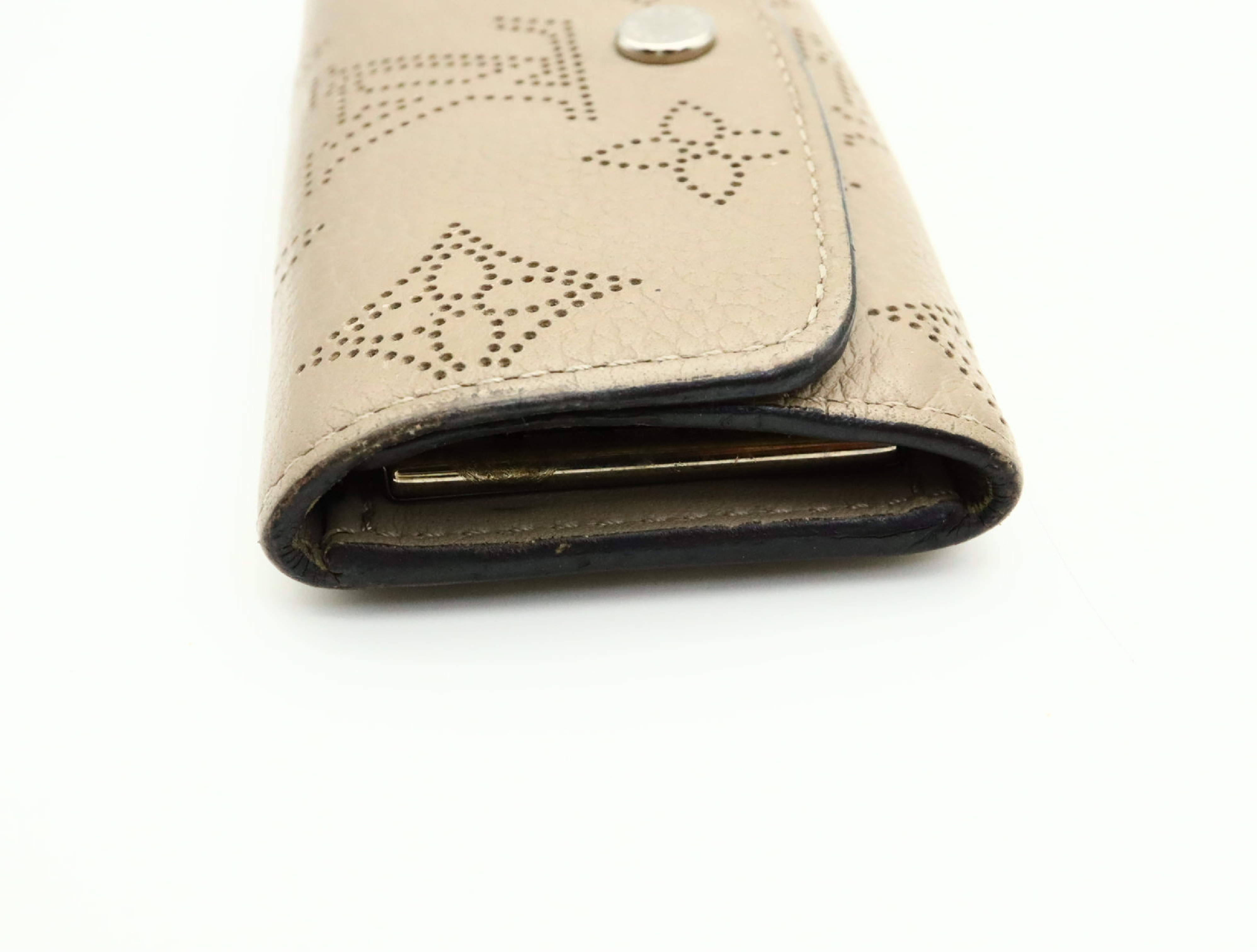 Monogram Mahina Multicles 4 M64055 TN4139 Key Case — view 3