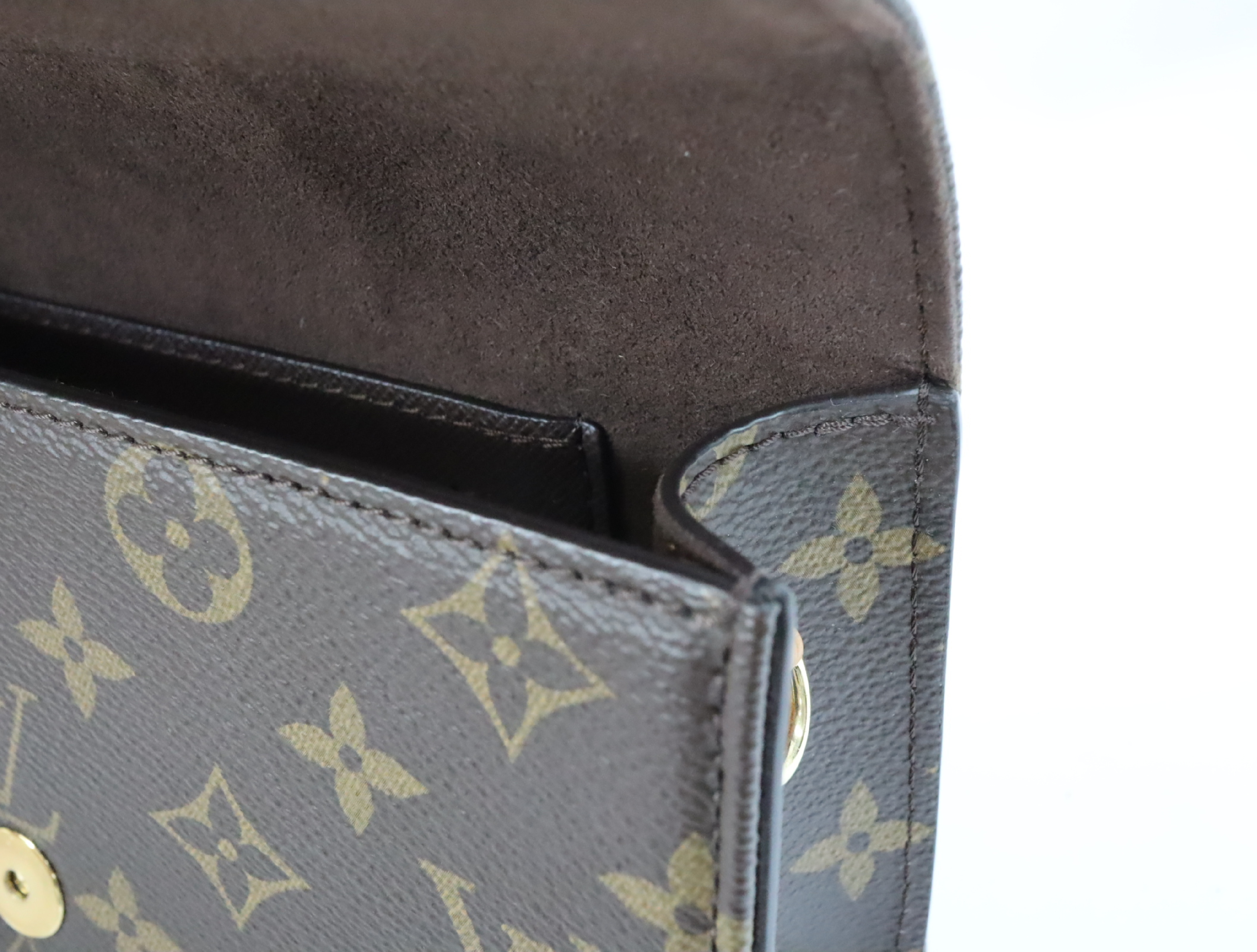 Monogram Wallet on Chain Lily M82509 Shoulder Bag (RFID detected) — view 15
