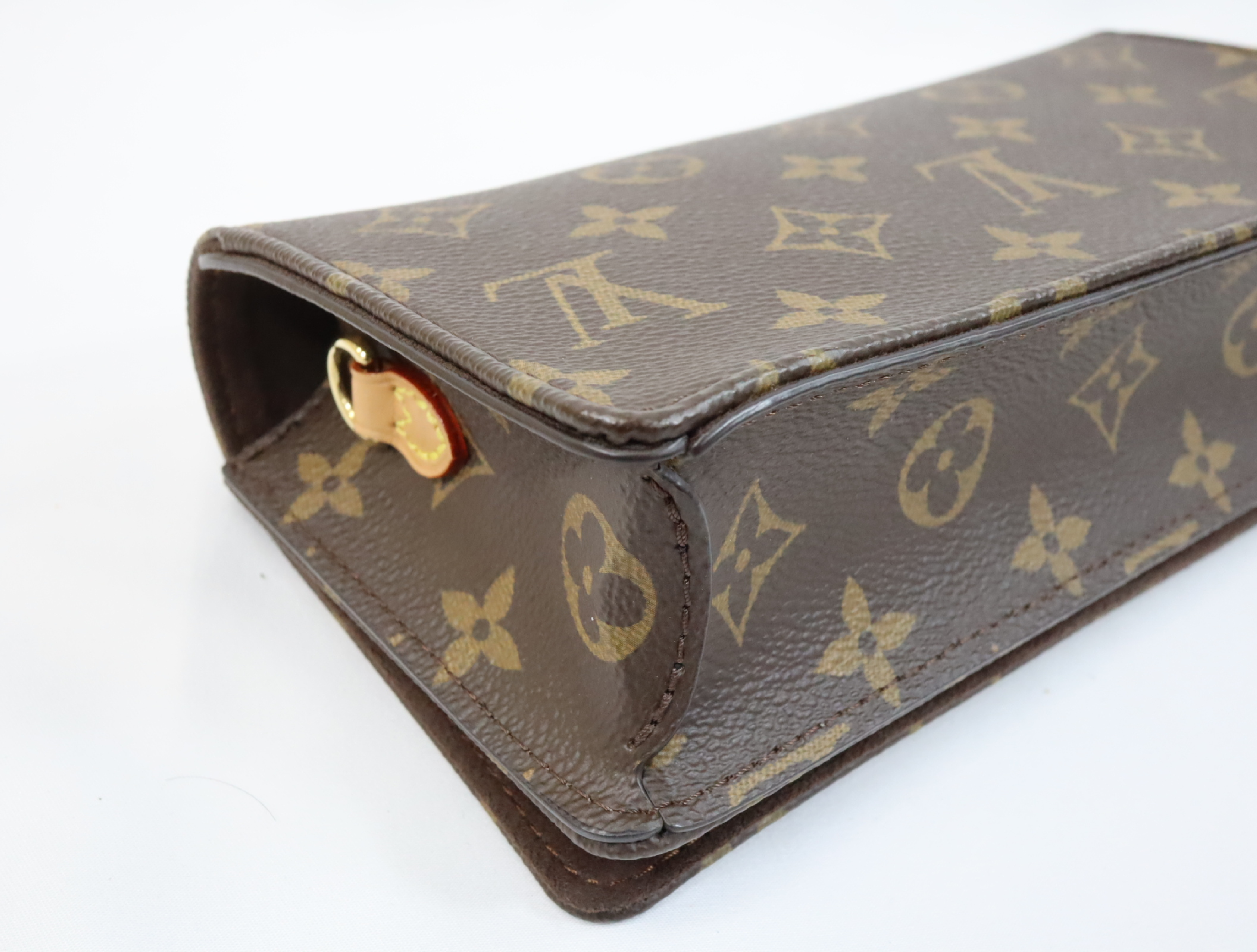 Monogram Wallet on Chain Lily M82509 Shoulder Bag (RFID detected) — view 9